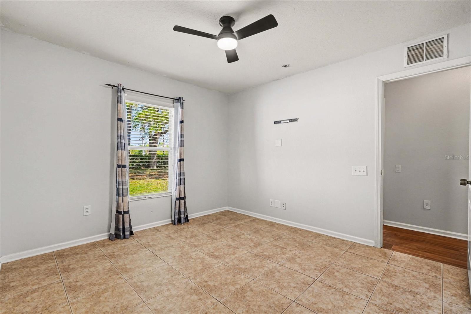 PINE GLEN - Residential