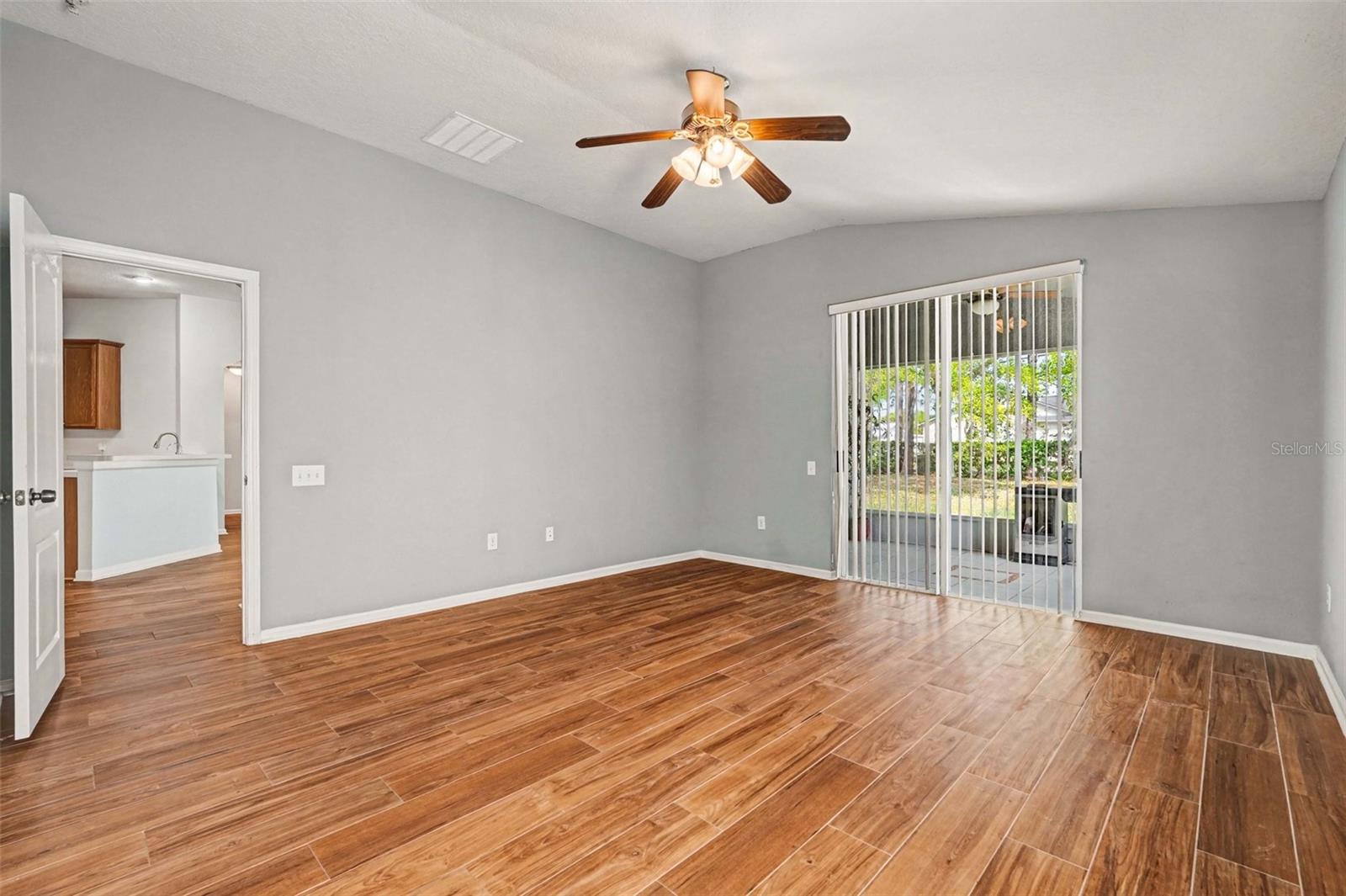 PINE GLEN - Residential