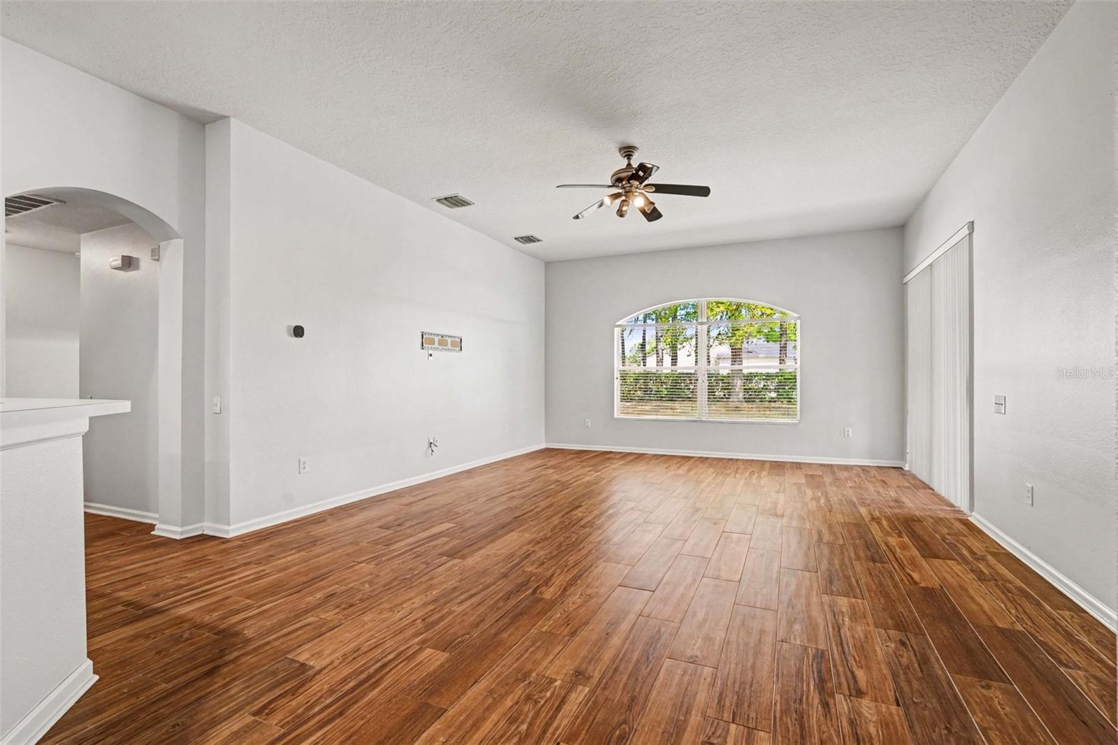 PINE GLEN - Residential