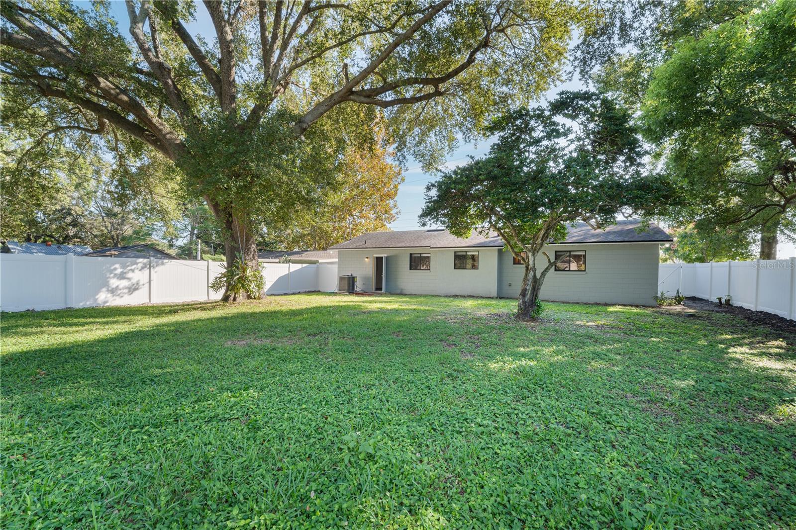 BURCHSHIRE - Residential