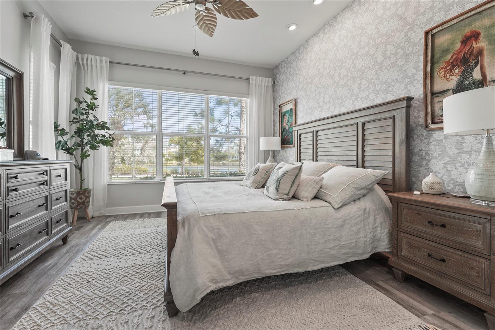 EDGEWATER WALK ON HARBOUR ISLE 5-36 - Residential