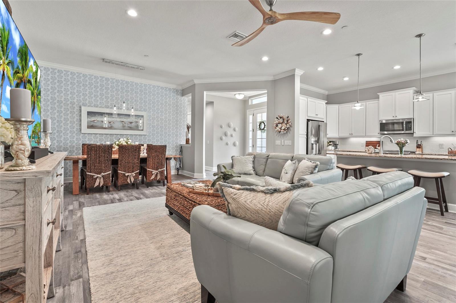 EDGEWATER WALK ON HARBOUR ISLE 5-36 - Residential