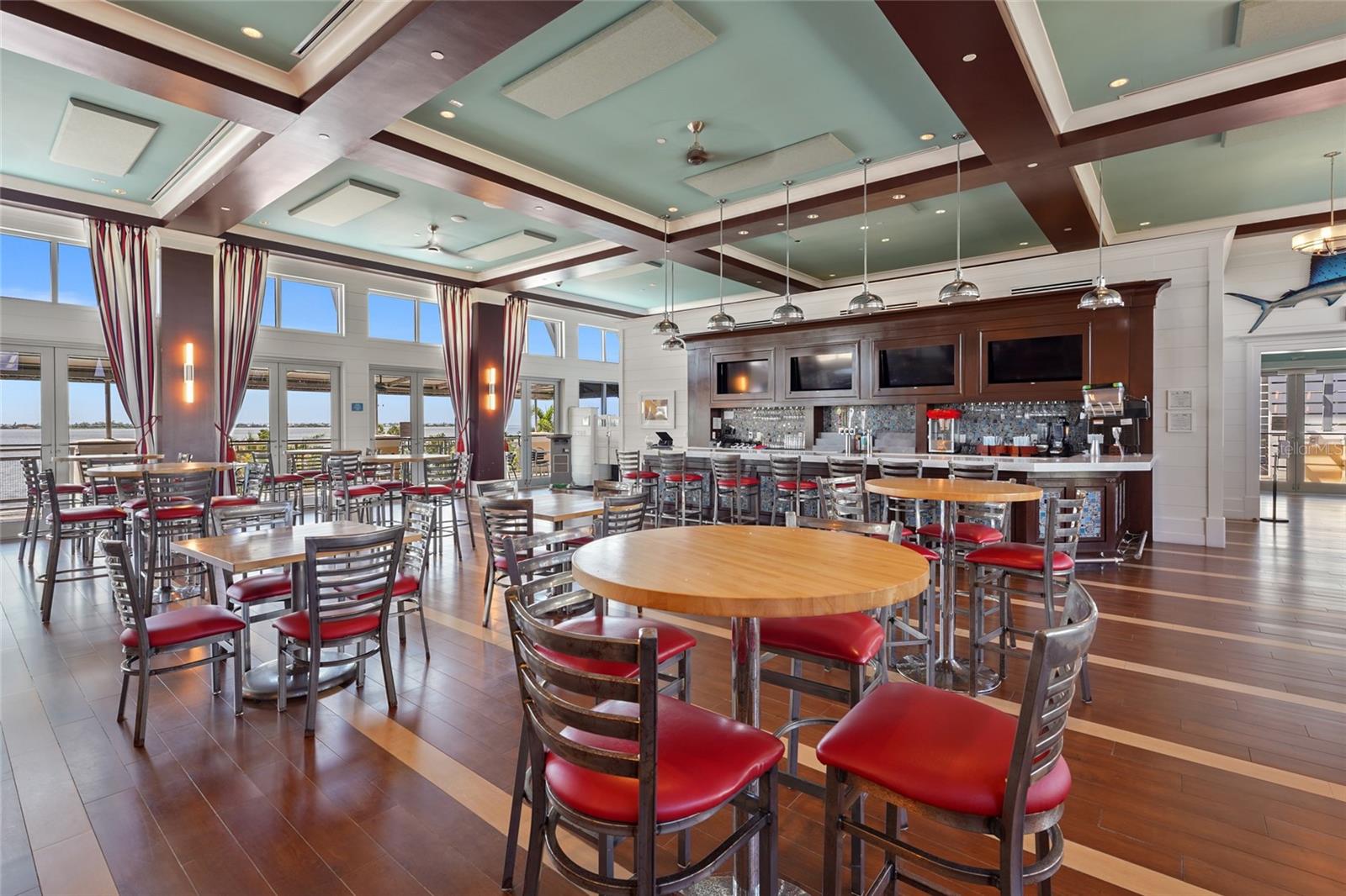 EDGEWATER WALK ON HARBOUR ISLE 5-36 - Residential