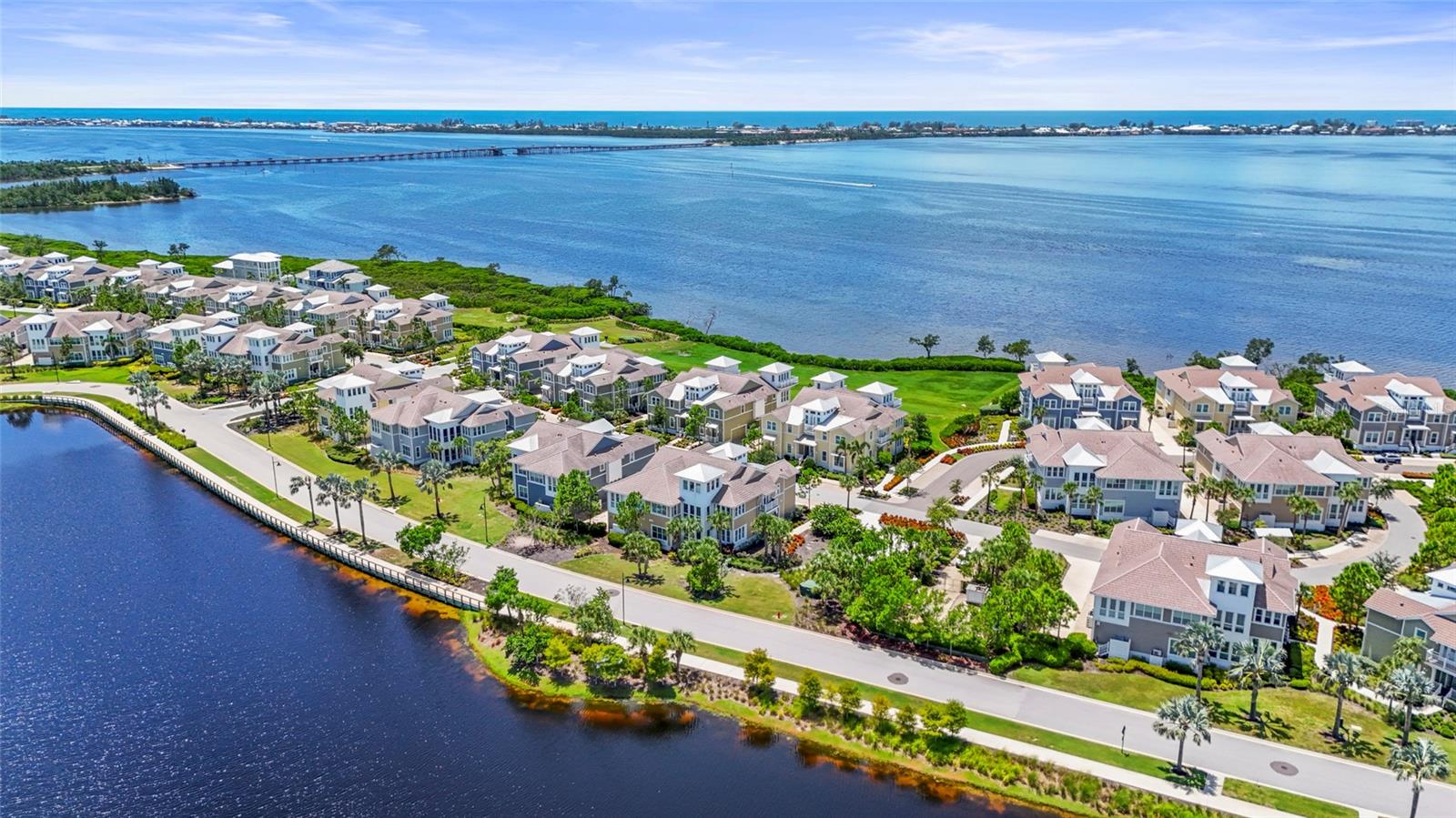 EDGEWATER WALK ON HARBOUR ISLE 5-36 - Residential