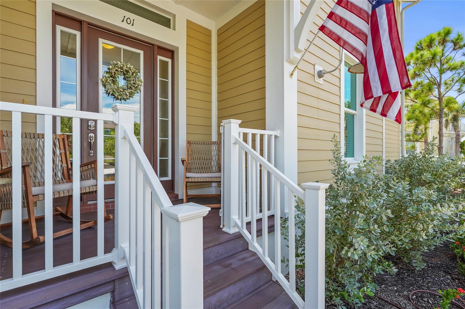 EDGEWATER WALK ON HARBOUR ISLE 5-36 - Residential