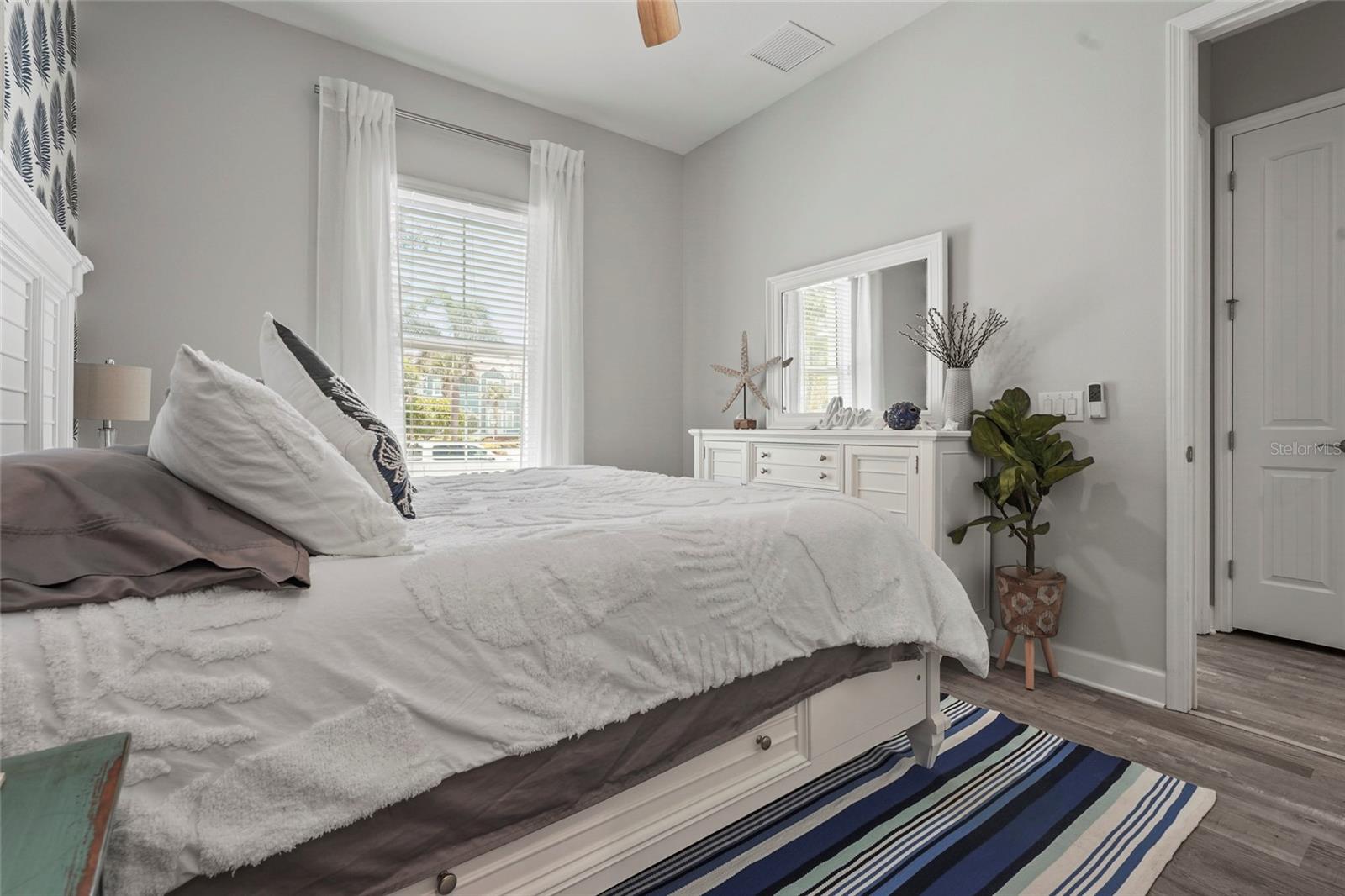 EDGEWATER WALK ON HARBOUR ISLE 5-36 - Residential