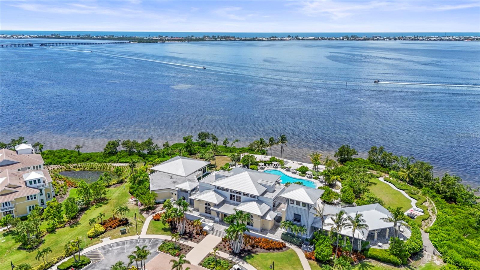 EDGEWATER WALK ON HARBOUR ISLE 5-36 - Residential