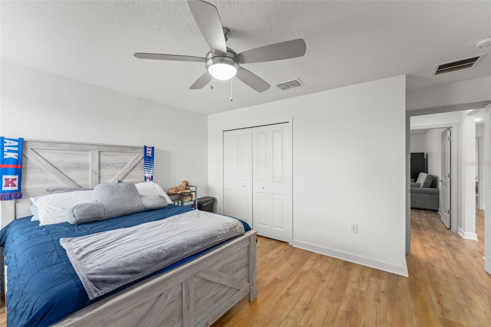 STOREY PK-PH 5 - Residential