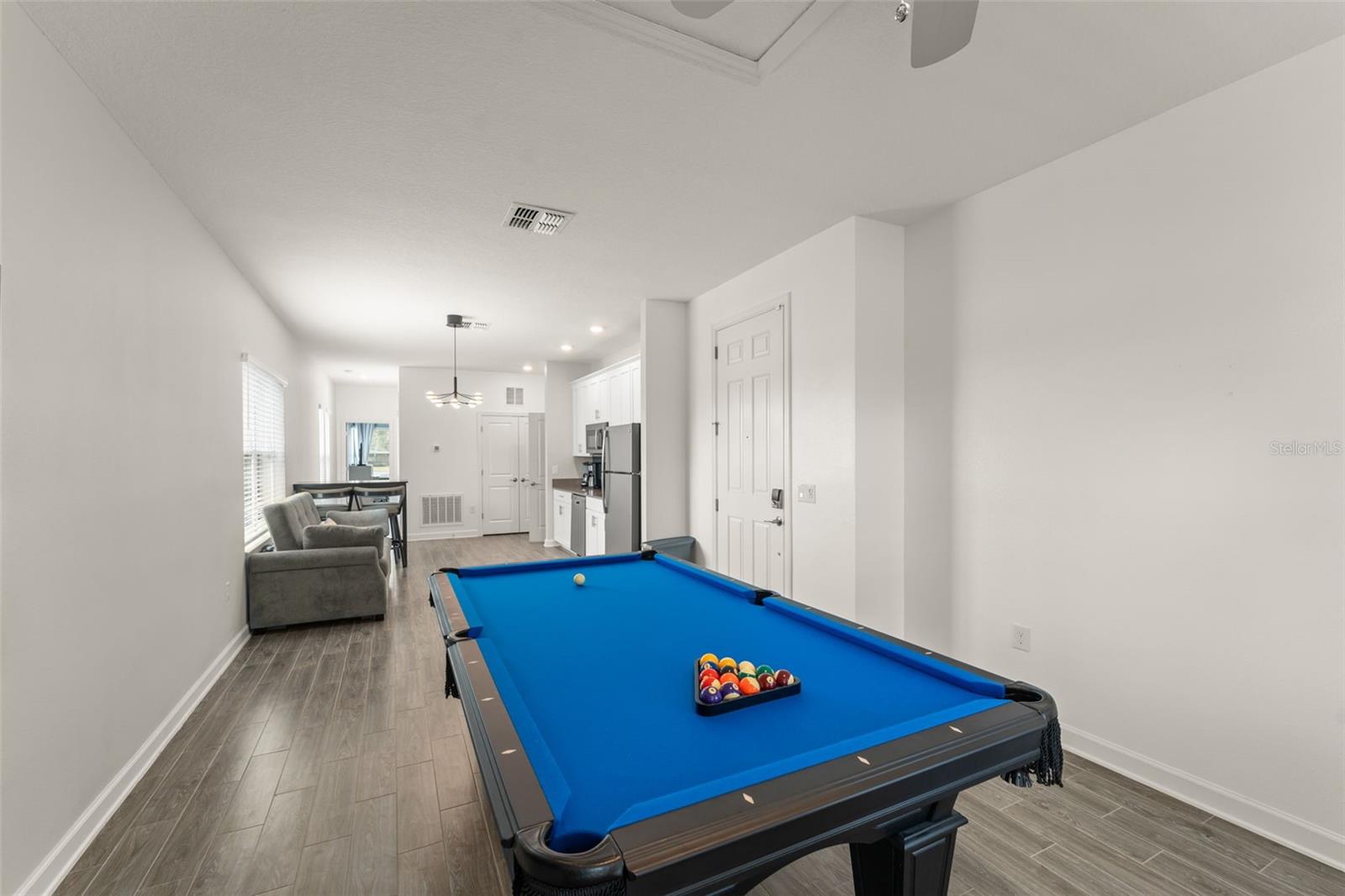 STOREY PK-PH 5 - Residential