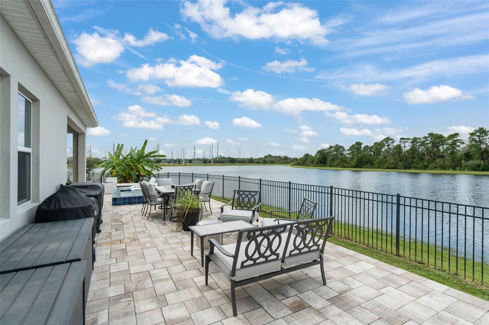 STOREY PK-PH 5 - Residential