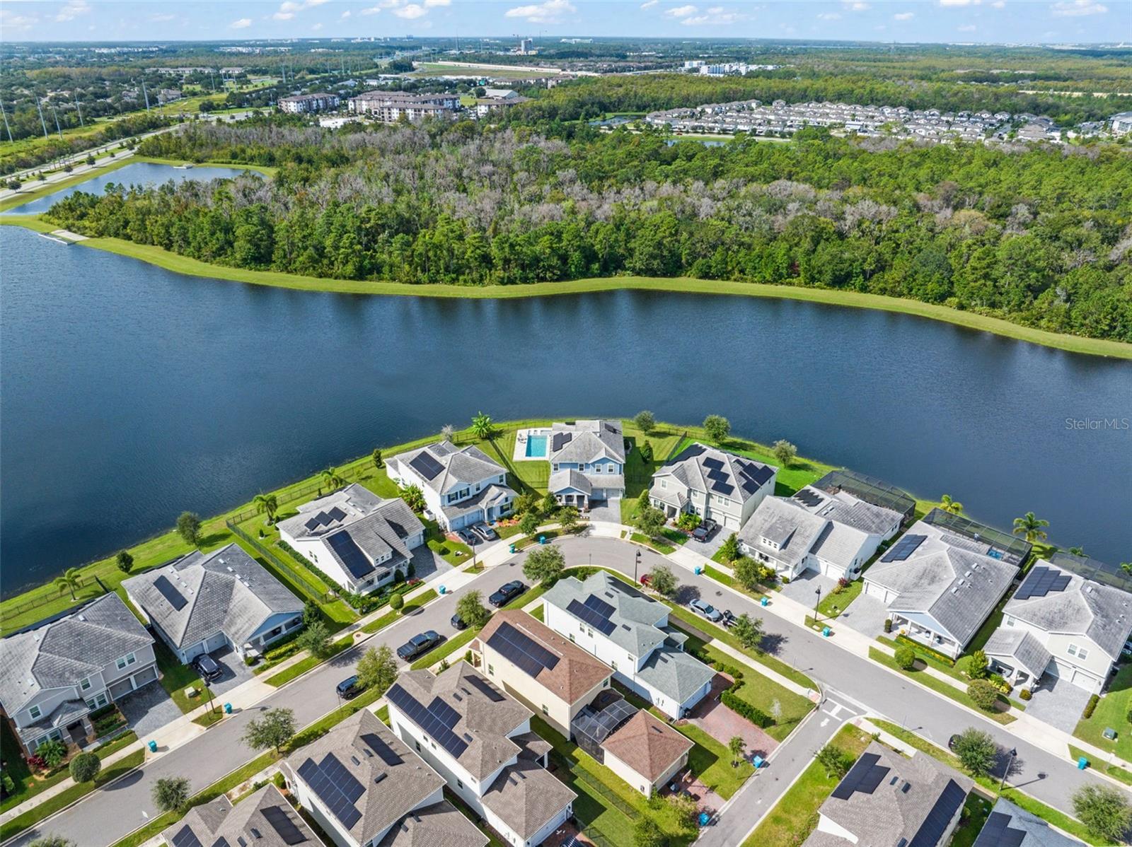 STOREY PK-PH 5 - Residential
