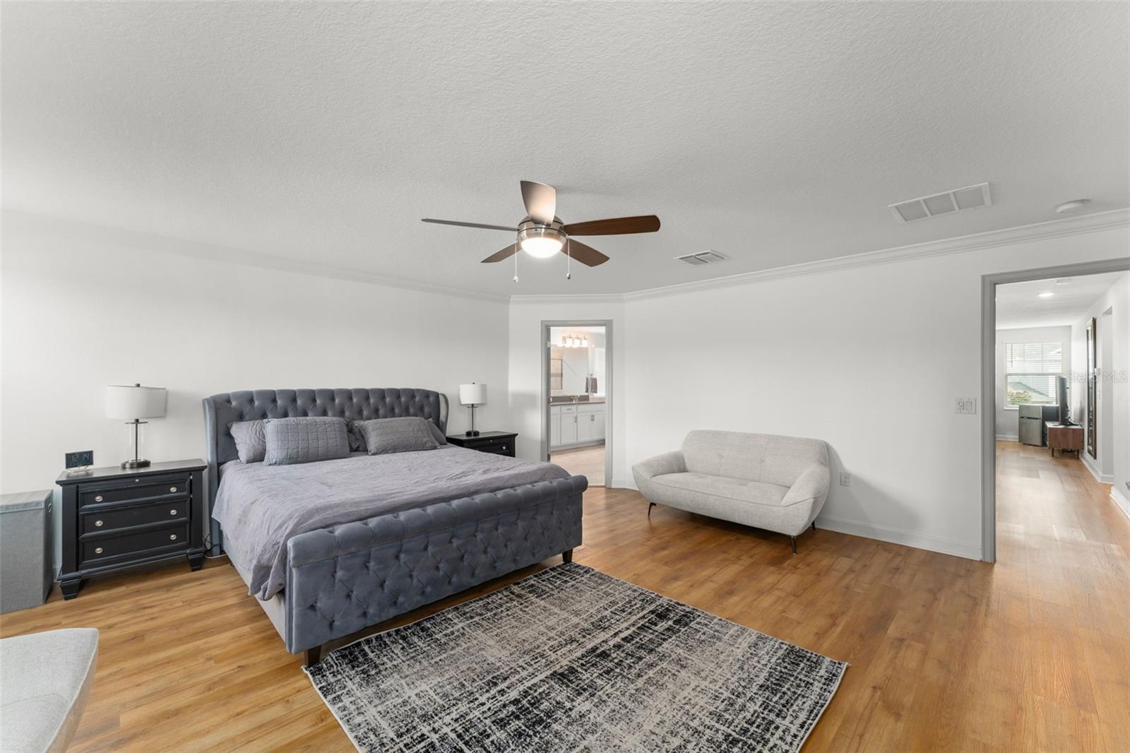 STOREY PK-PH 5 - Residential