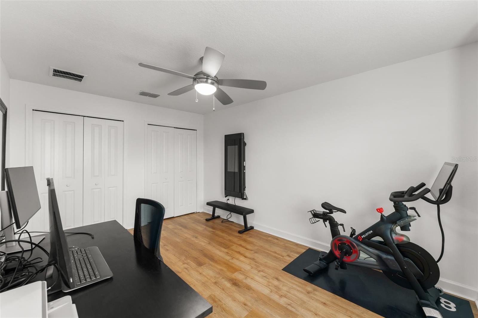 STOREY PK-PH 5 - Residential