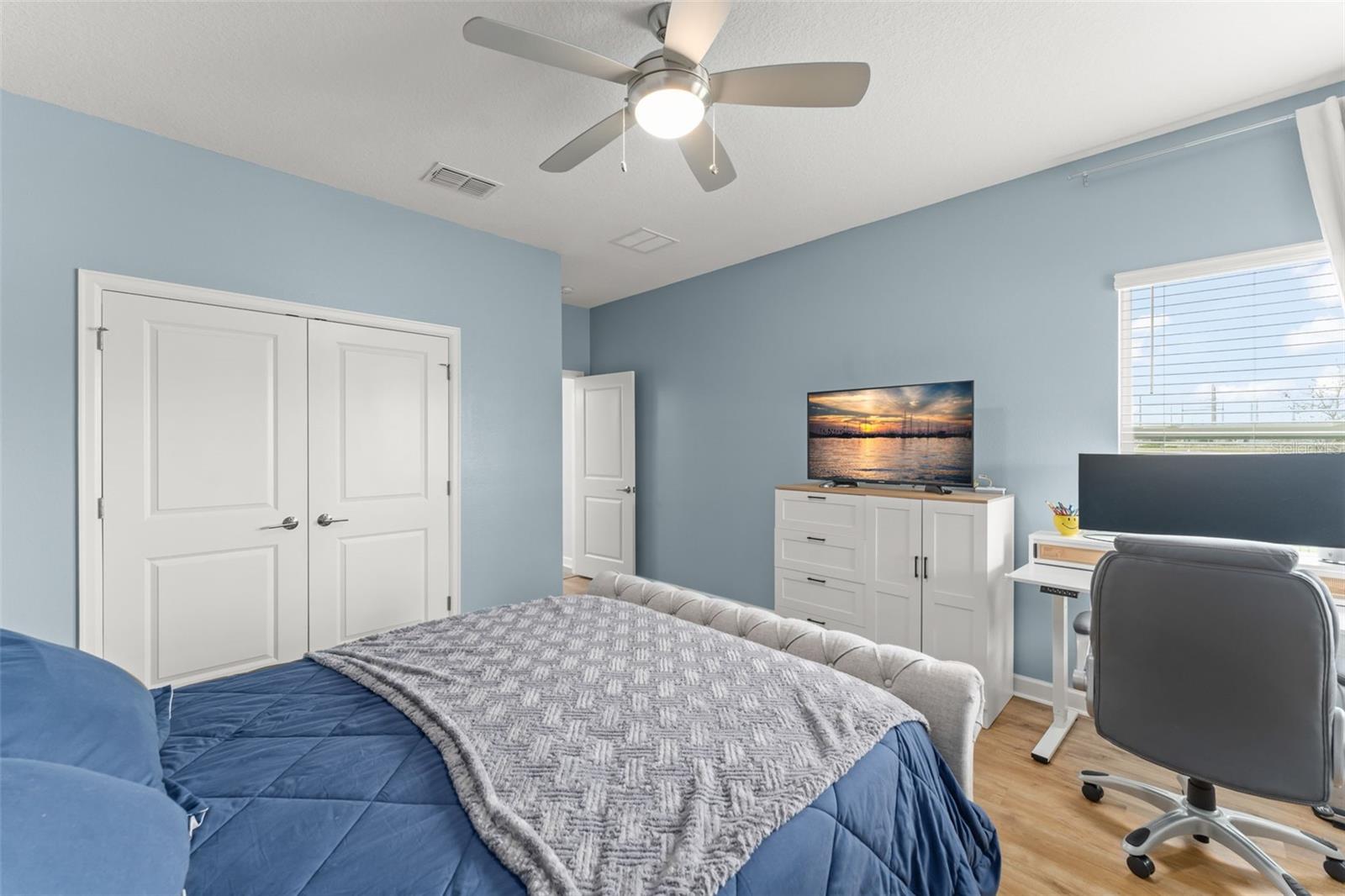 STOREY PK-PH 5 - Residential