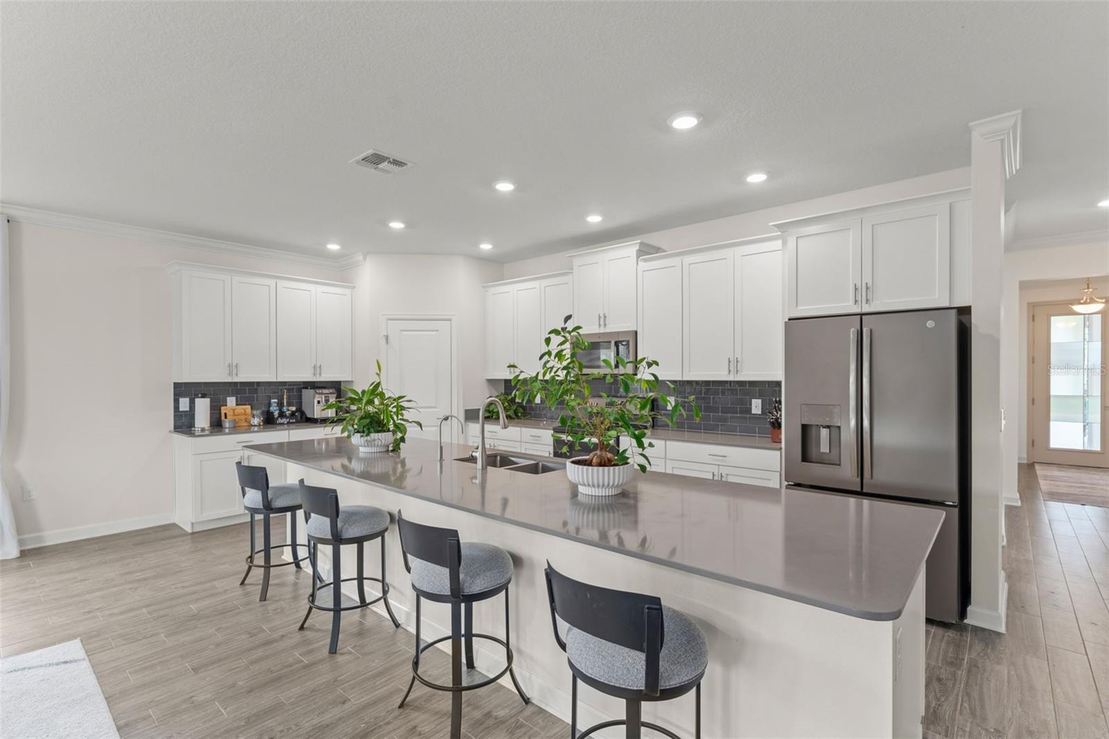 STOREY PK-PH 5 - Residential