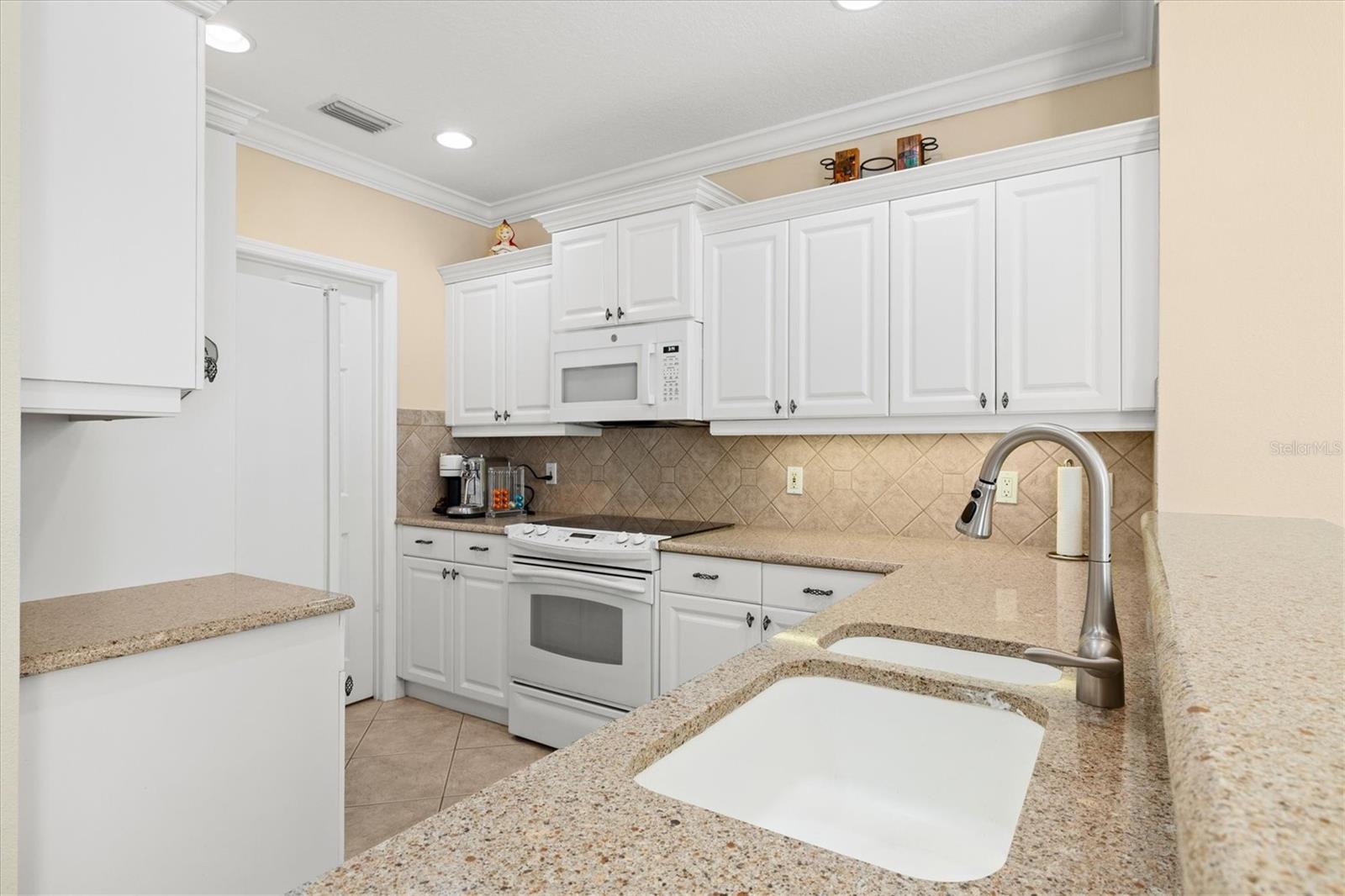 HARBORAGE ON BRADEN RIVER PHASE II - Residential