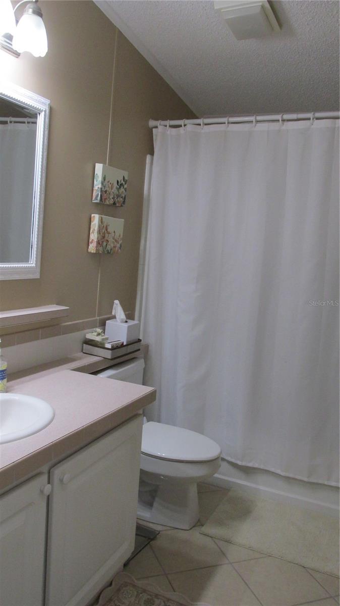 SWEETWATER GOLF & TENNIS CLUB ADD 01 - Residential