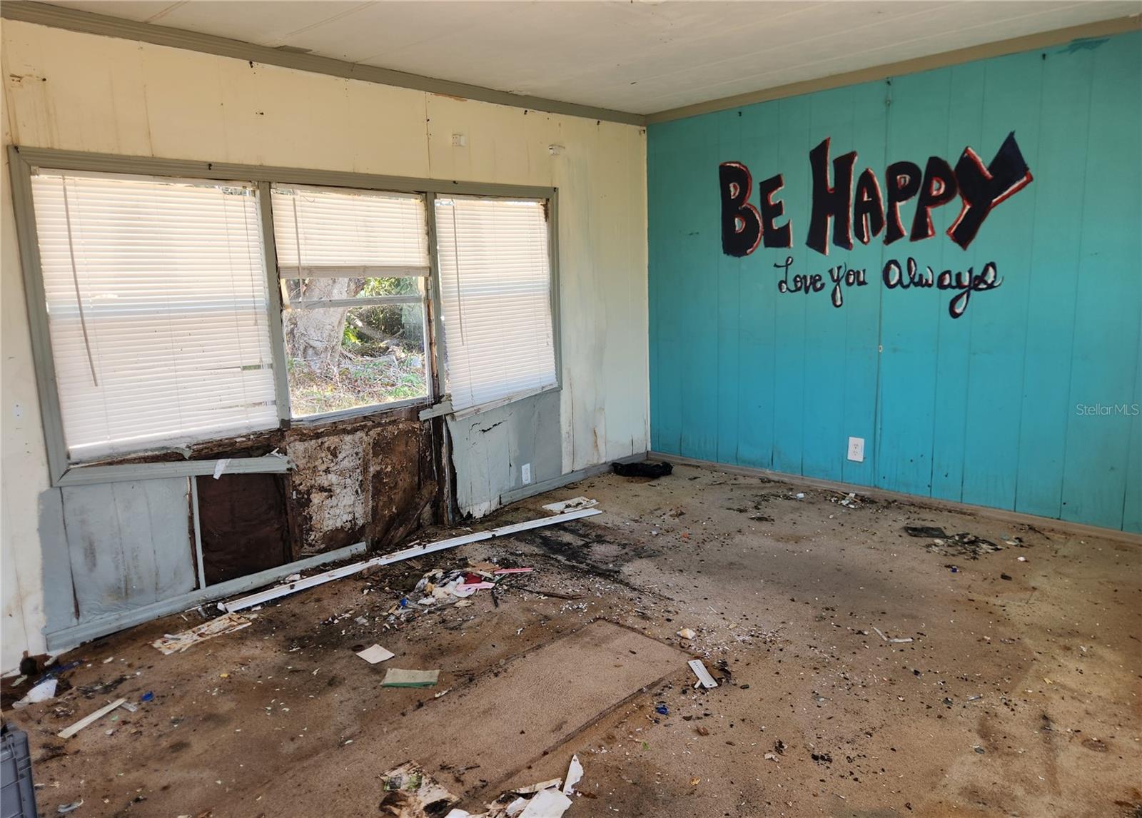 EL JOBEAN WARD 01 - Residential