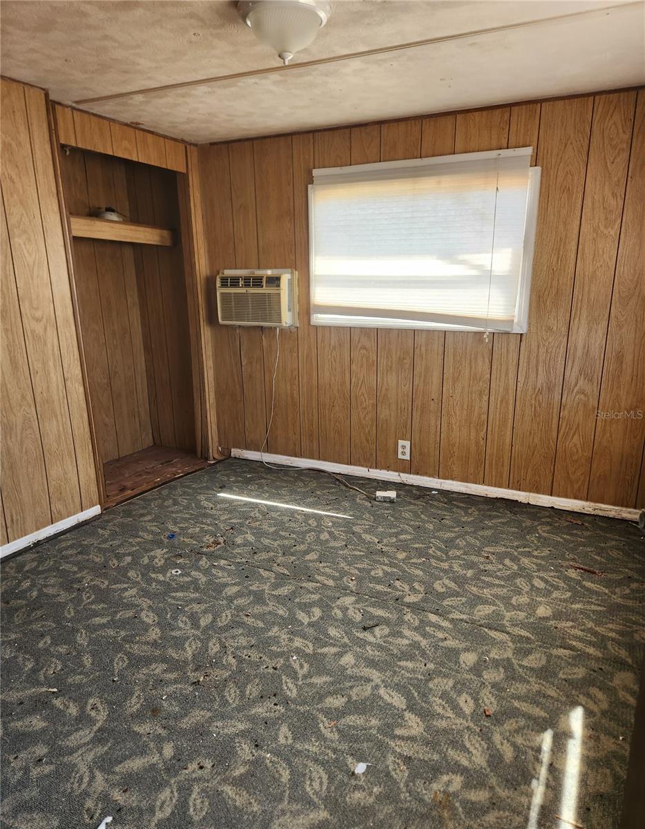 EL JOBEAN WARD 01 - Residential