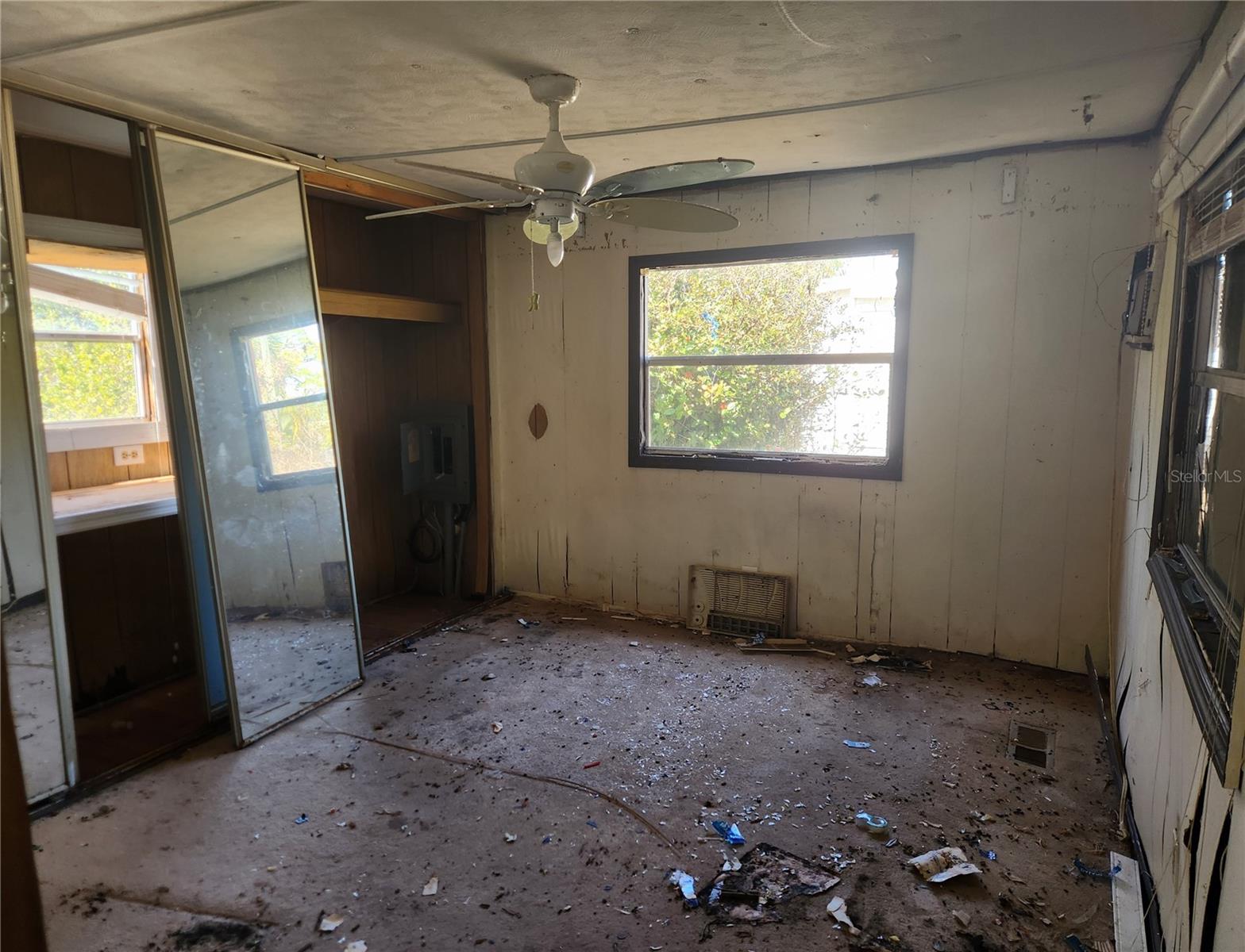 EL JOBEAN WARD 01 - Residential