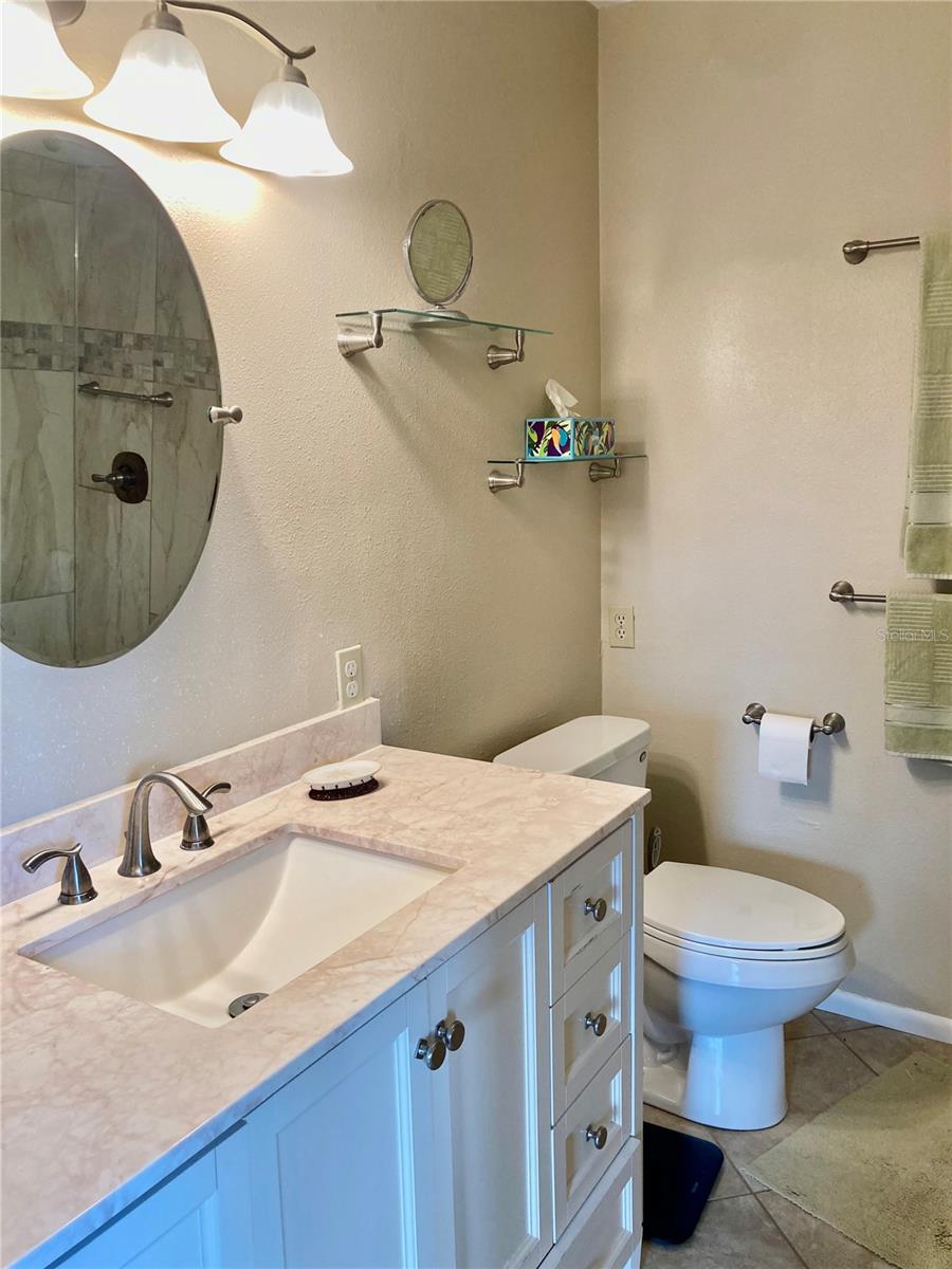 VILLAGE GREEN OF BRADENTON SEC 8 - Residential