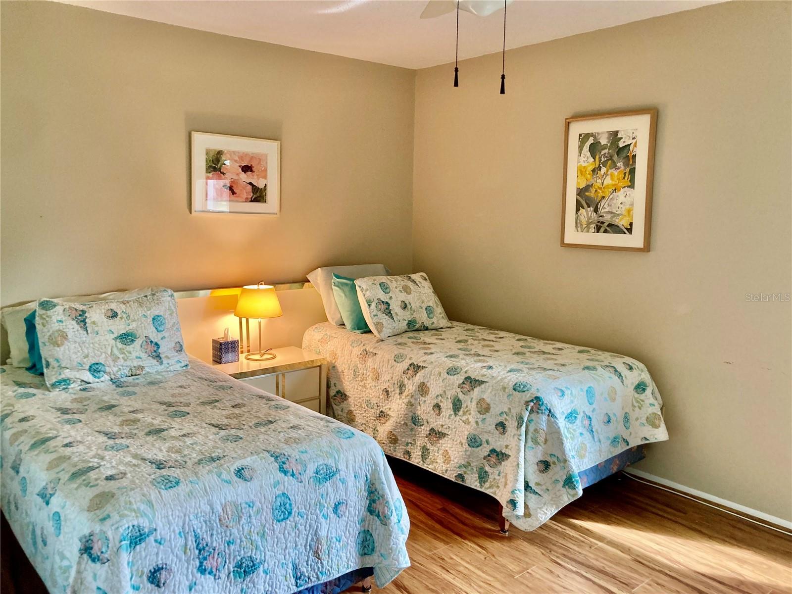 VILLAGE GREEN OF BRADENTON SEC 8 - Residential