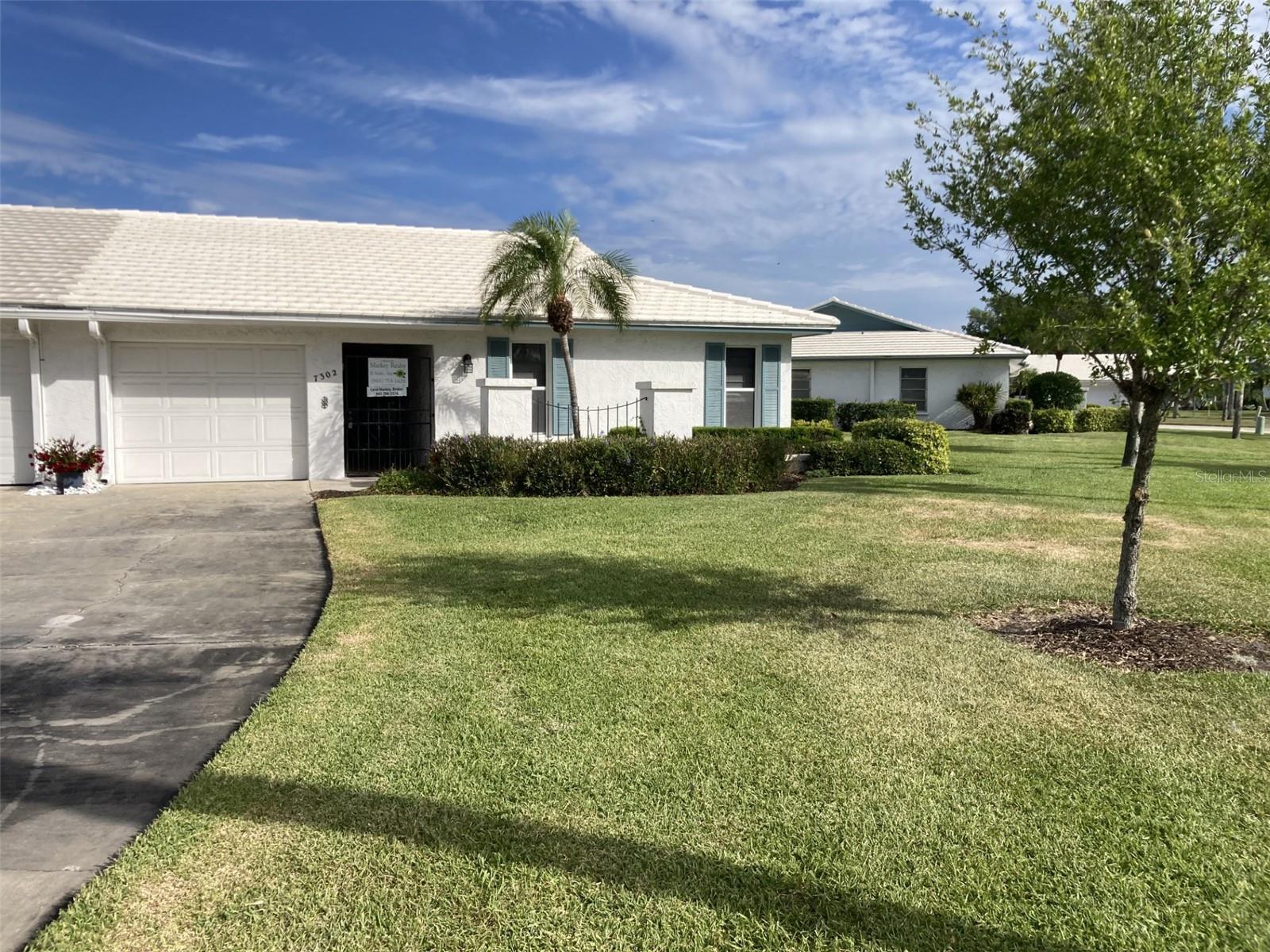 VILLAGE GREEN OF BRADENTON SEC 8 - Residential