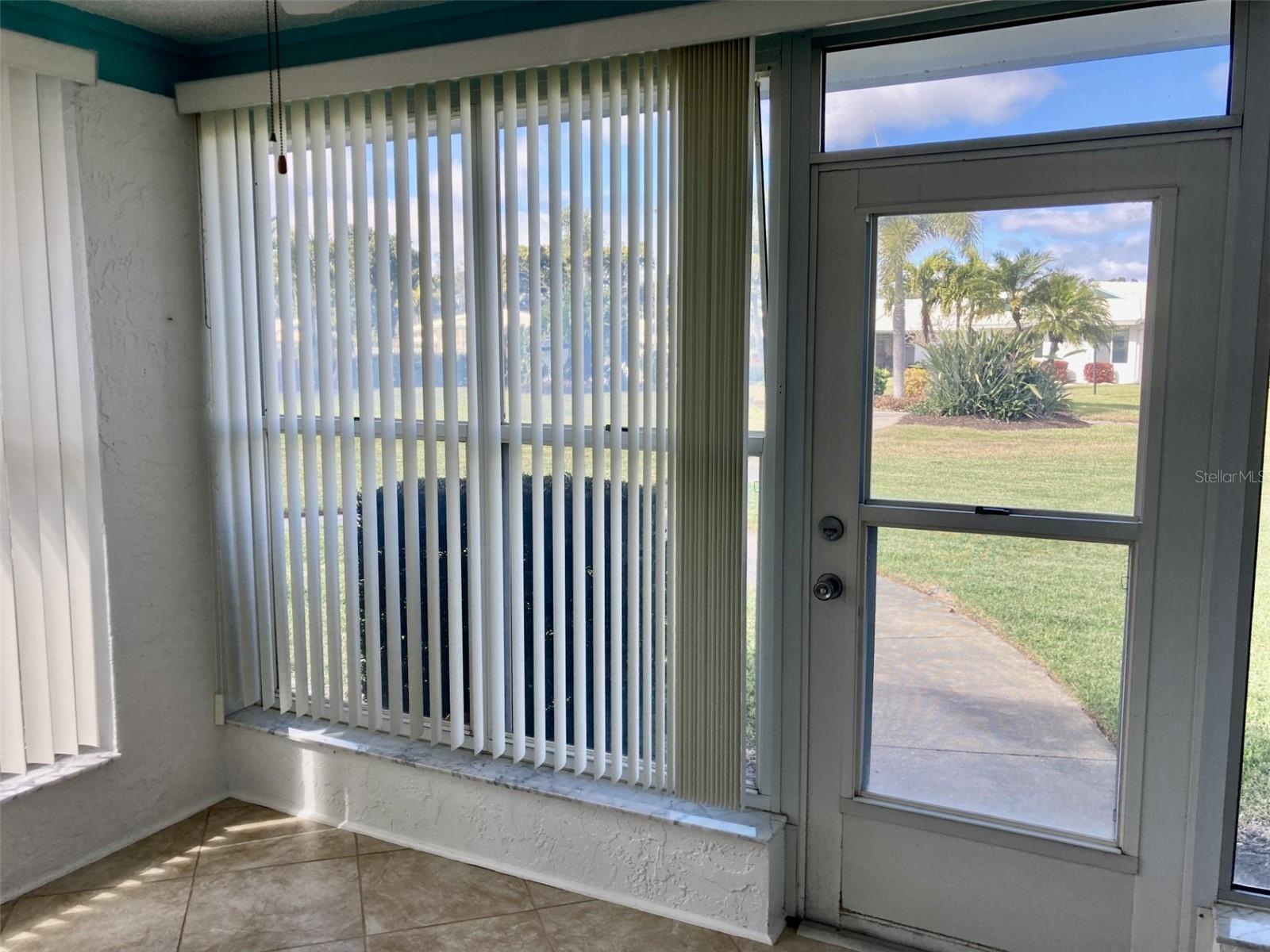 VILLAGE GREEN OF BRADENTON SEC 8 - Residential