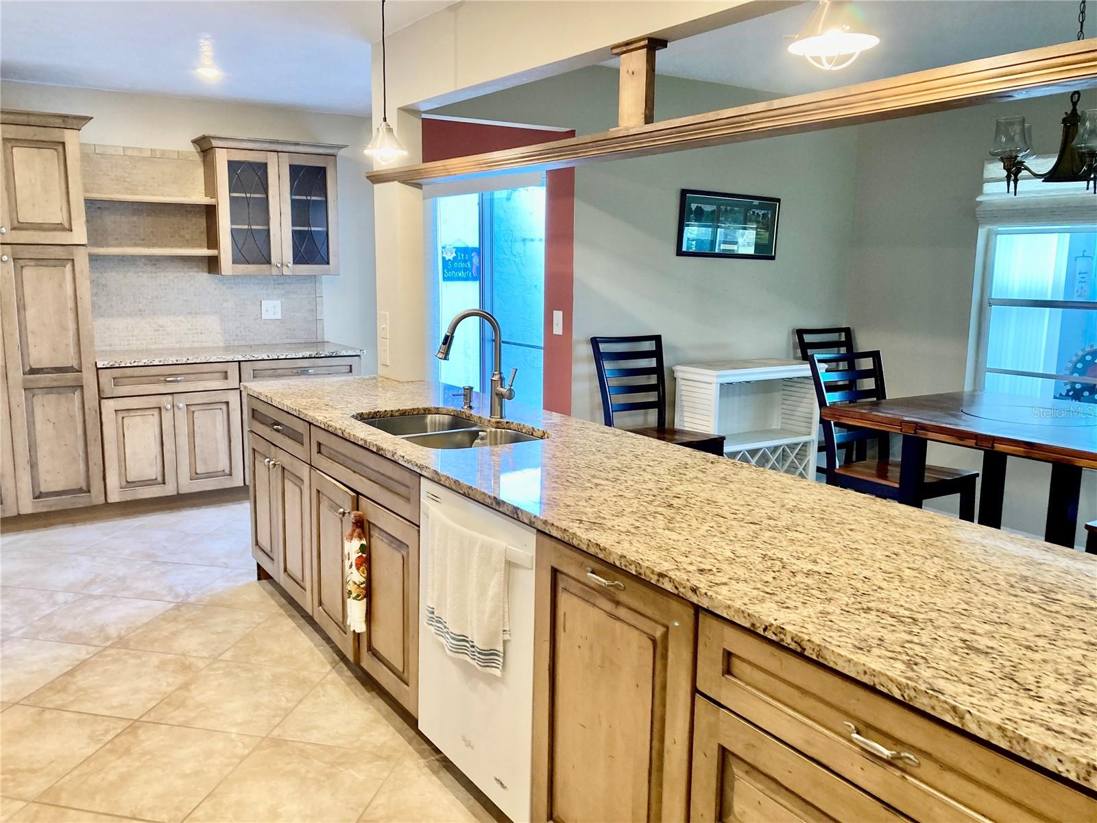 VILLAGE GREEN OF BRADENTON SEC 8 - Residential