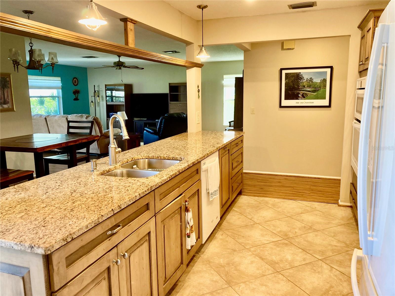 VILLAGE GREEN OF BRADENTON SEC 8 - Residential