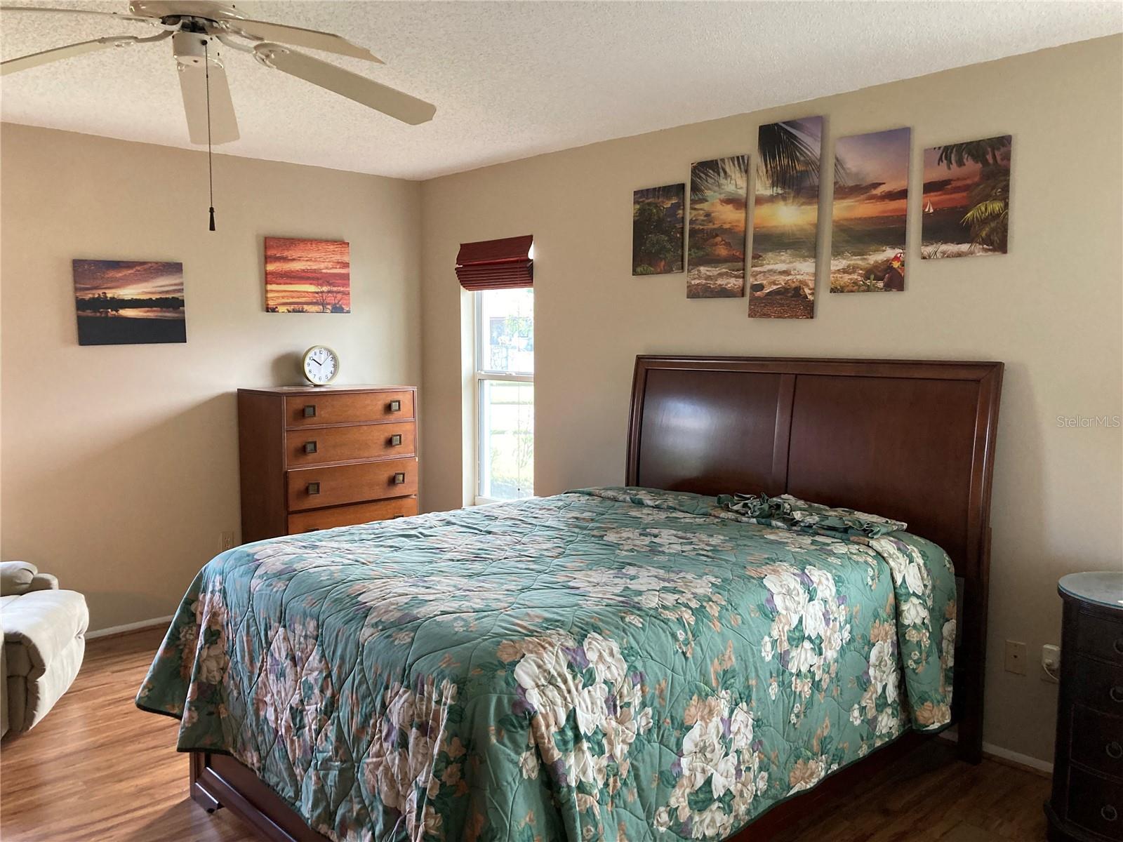 VILLAGE GREEN OF BRADENTON SEC 8 - Residential