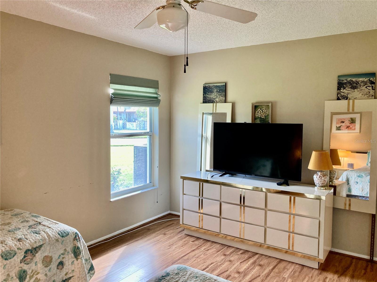 VILLAGE GREEN OF BRADENTON SEC 8 - Residential