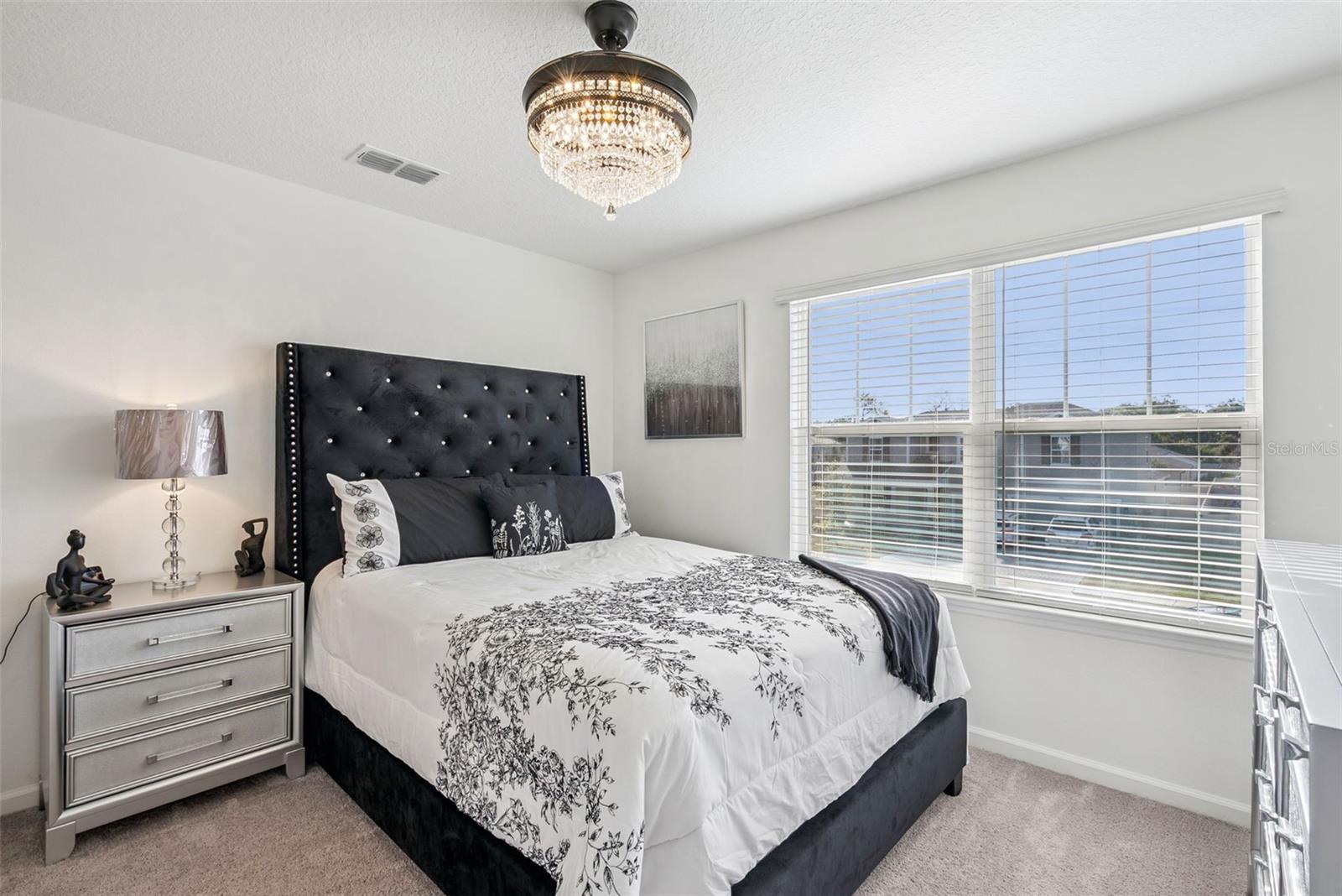 ADDISON LANDING - Residential