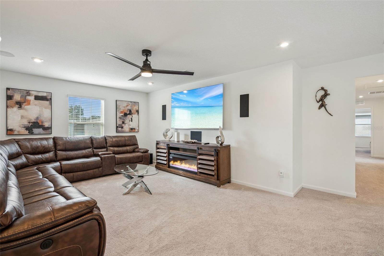 ADDISON LANDING - Residential