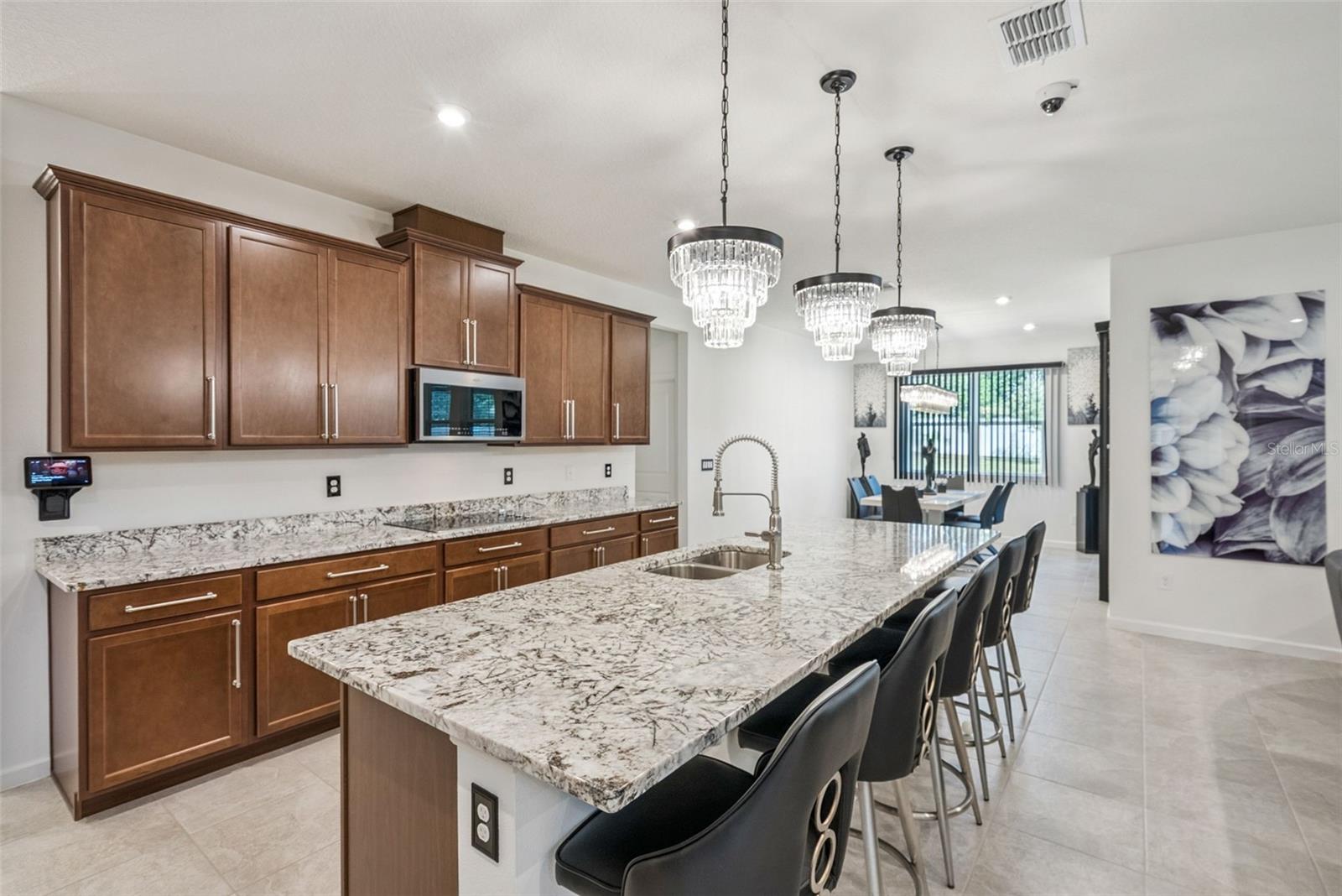 ADDISON LANDING - Residential