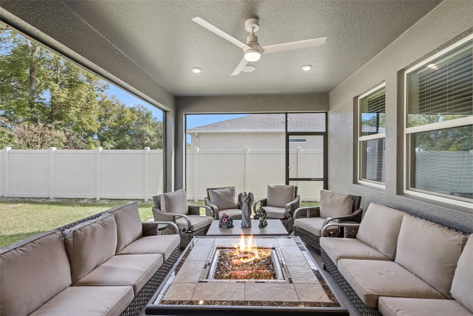 ADDISON LANDING - Residential