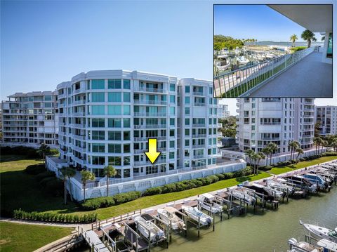 2 SEASIDE LANE 103 BELLEAIR FL 33756