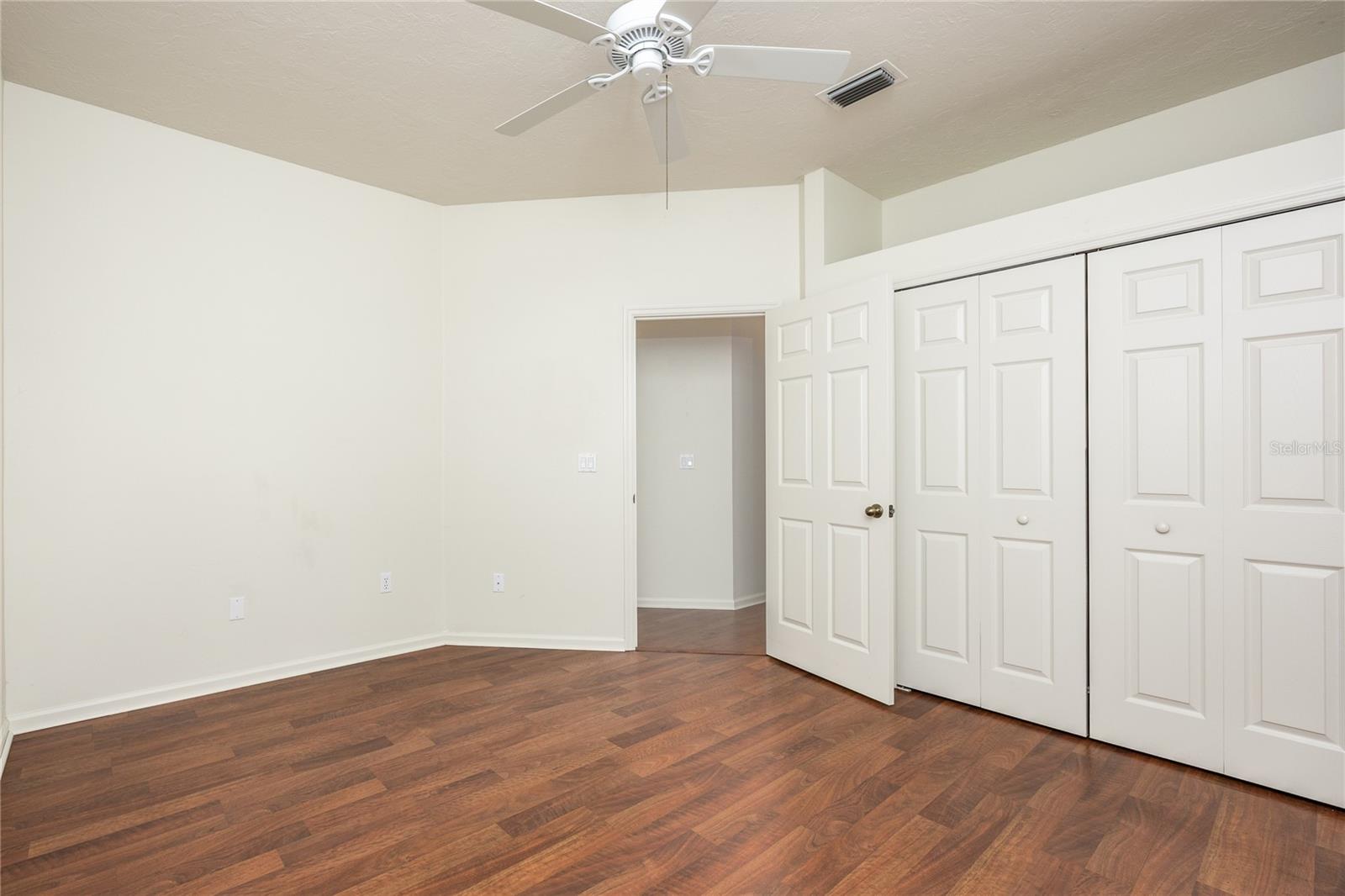 BAY OAKS ESTATES - Residential