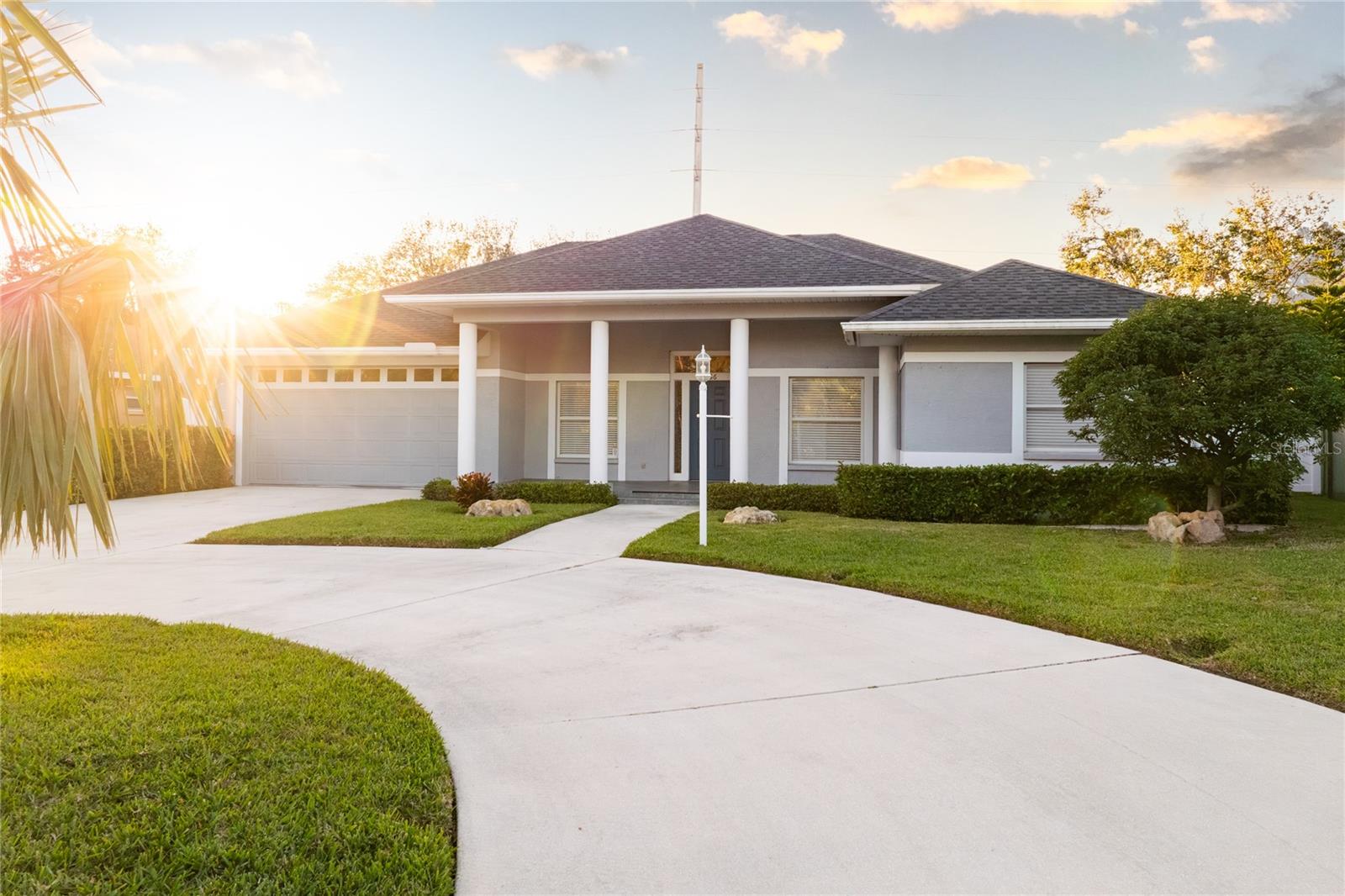 BAY OAKS ESTATES - Residential
