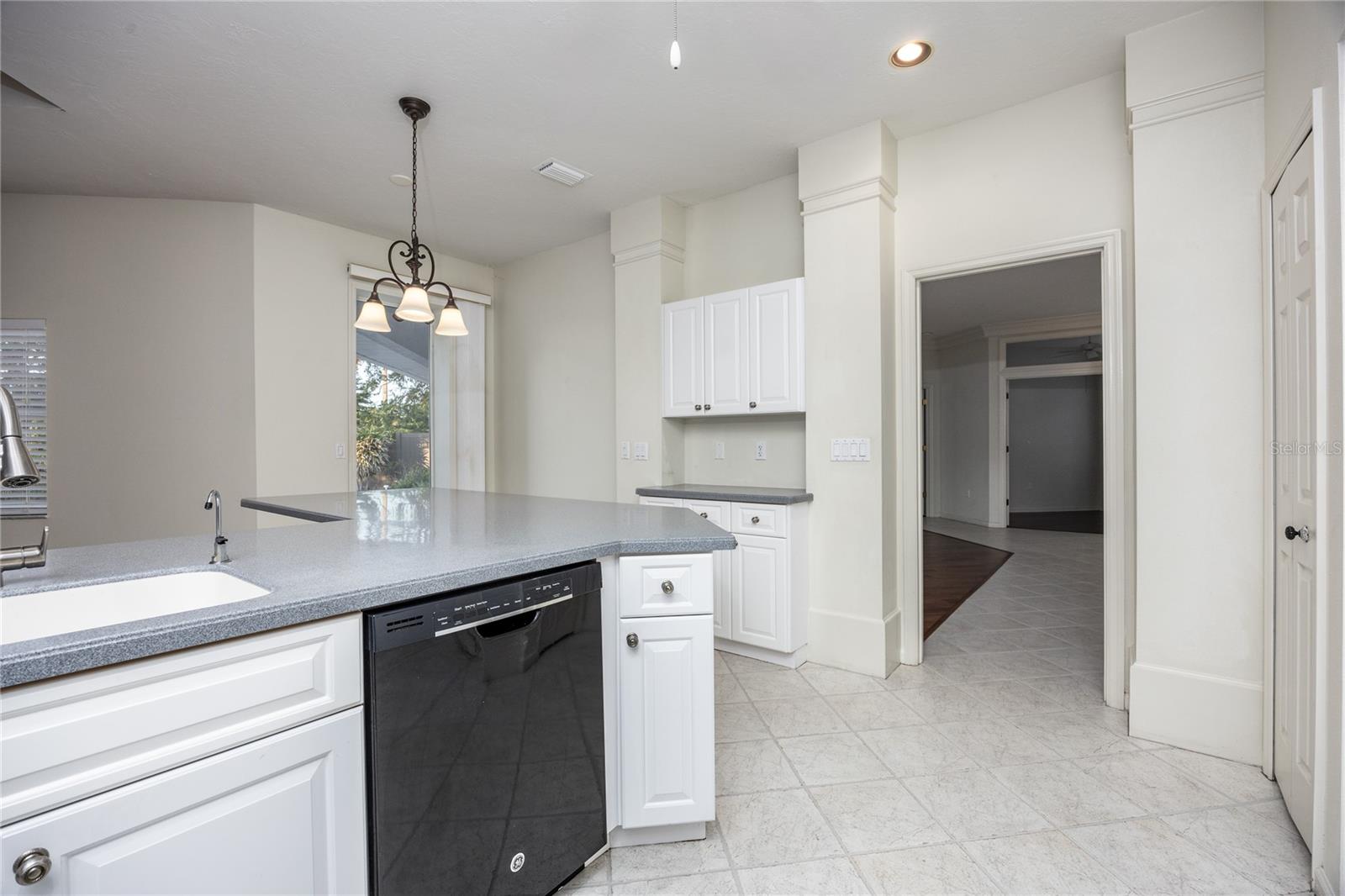 BAY OAKS ESTATES - Residential