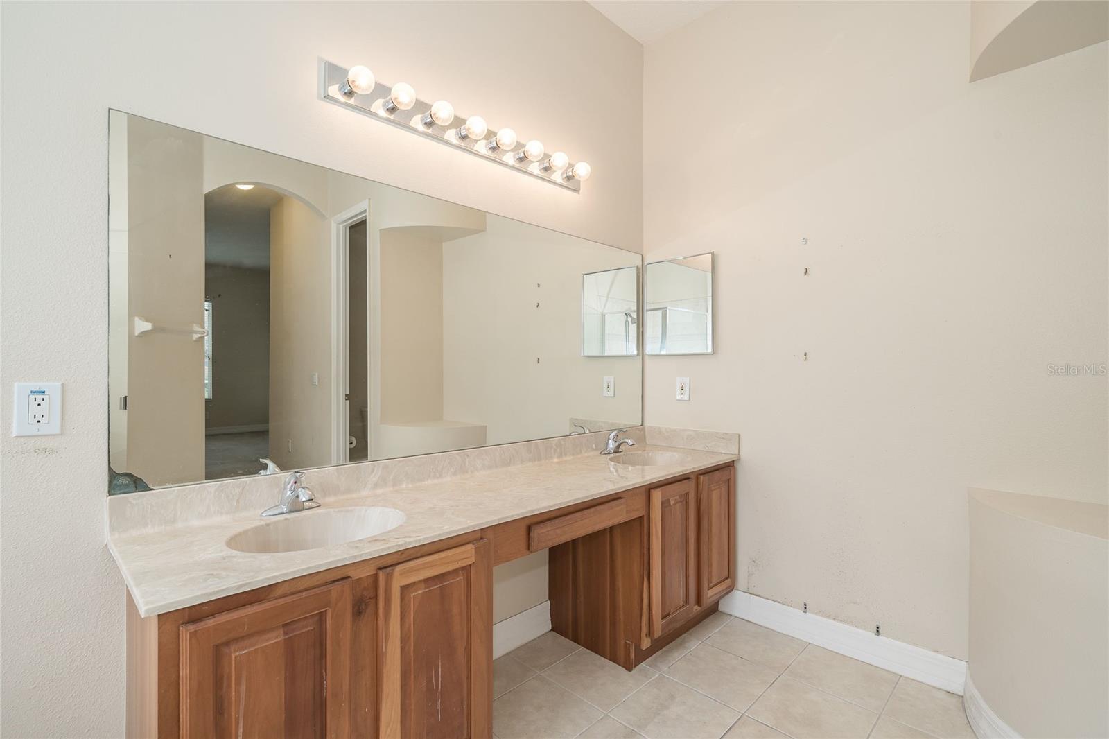 WEST MEADOWS PRCL 5 PH 1 - Residential