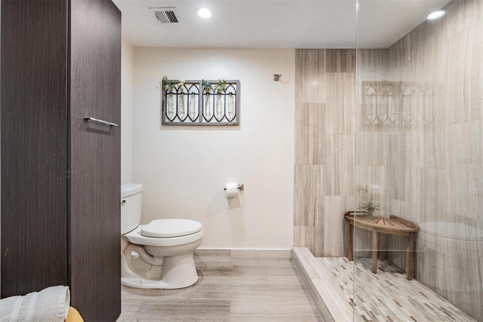 DOCKSIDE A CONDO - Residential