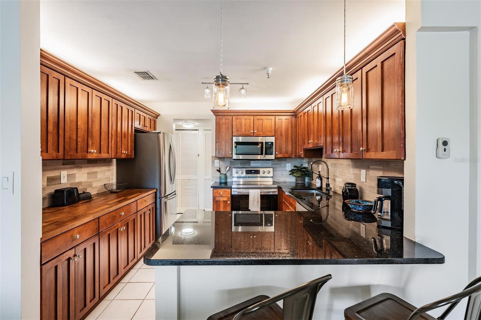 DOCKSIDE A CONDO - Residential