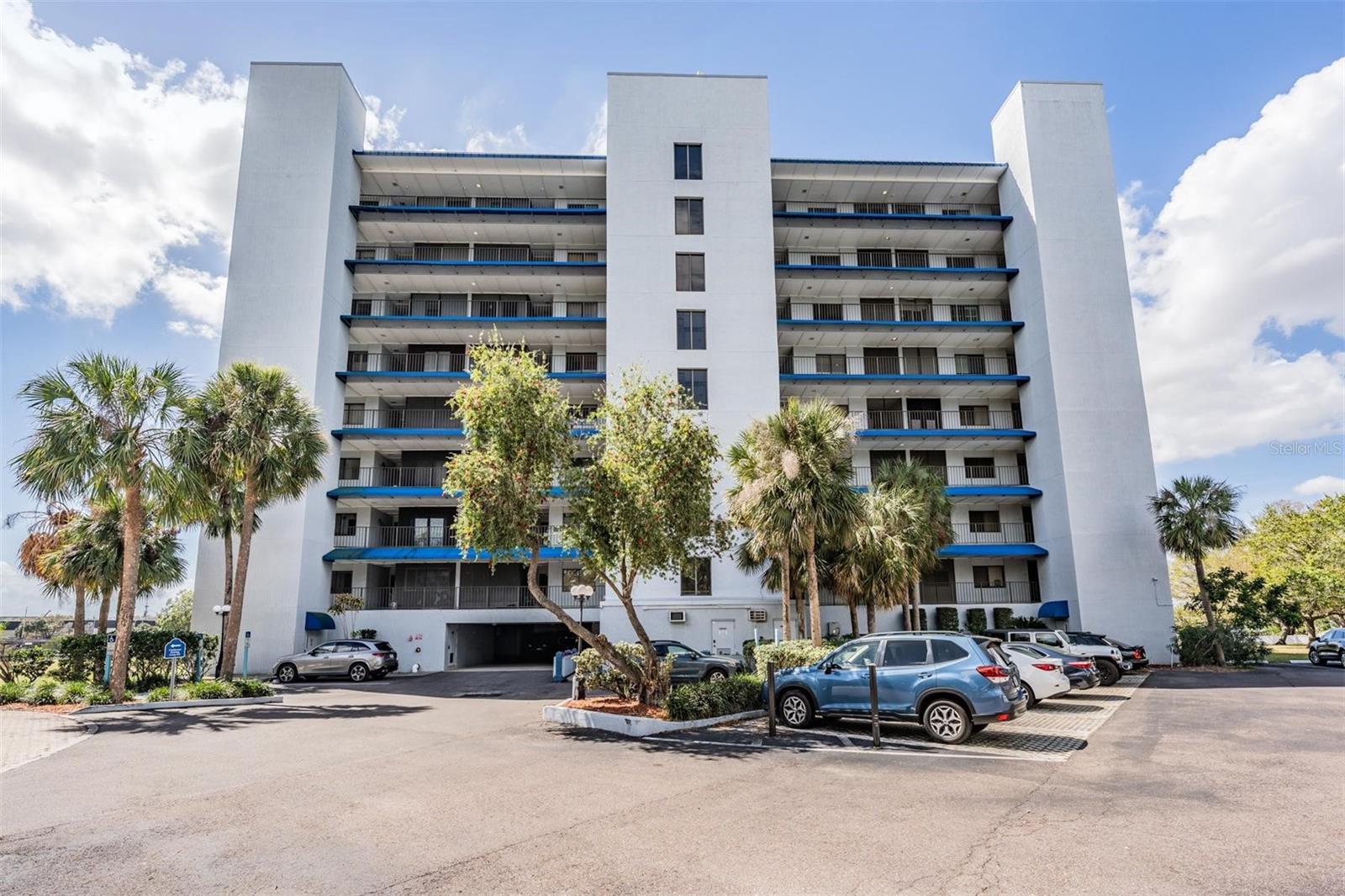 DOCKSIDE A CONDO - Residential