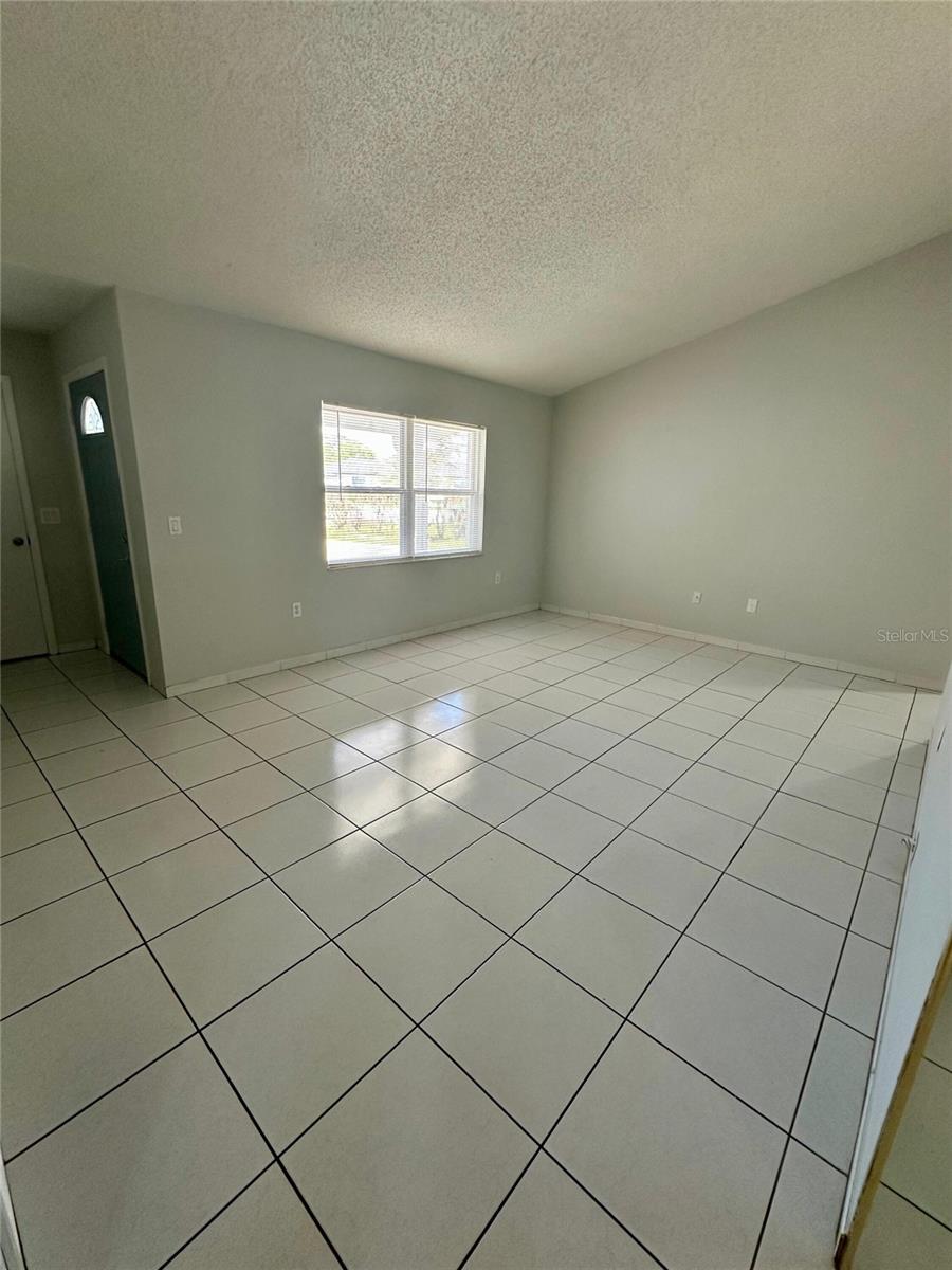 BACCHUS GARDENS - Residential