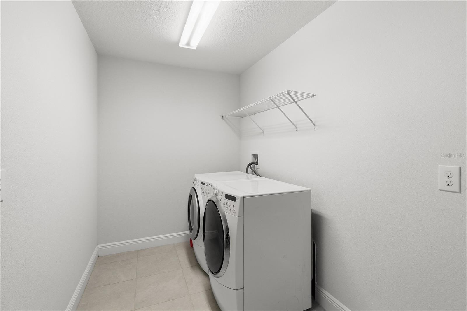 BAYSIDE TERRACE - Residential