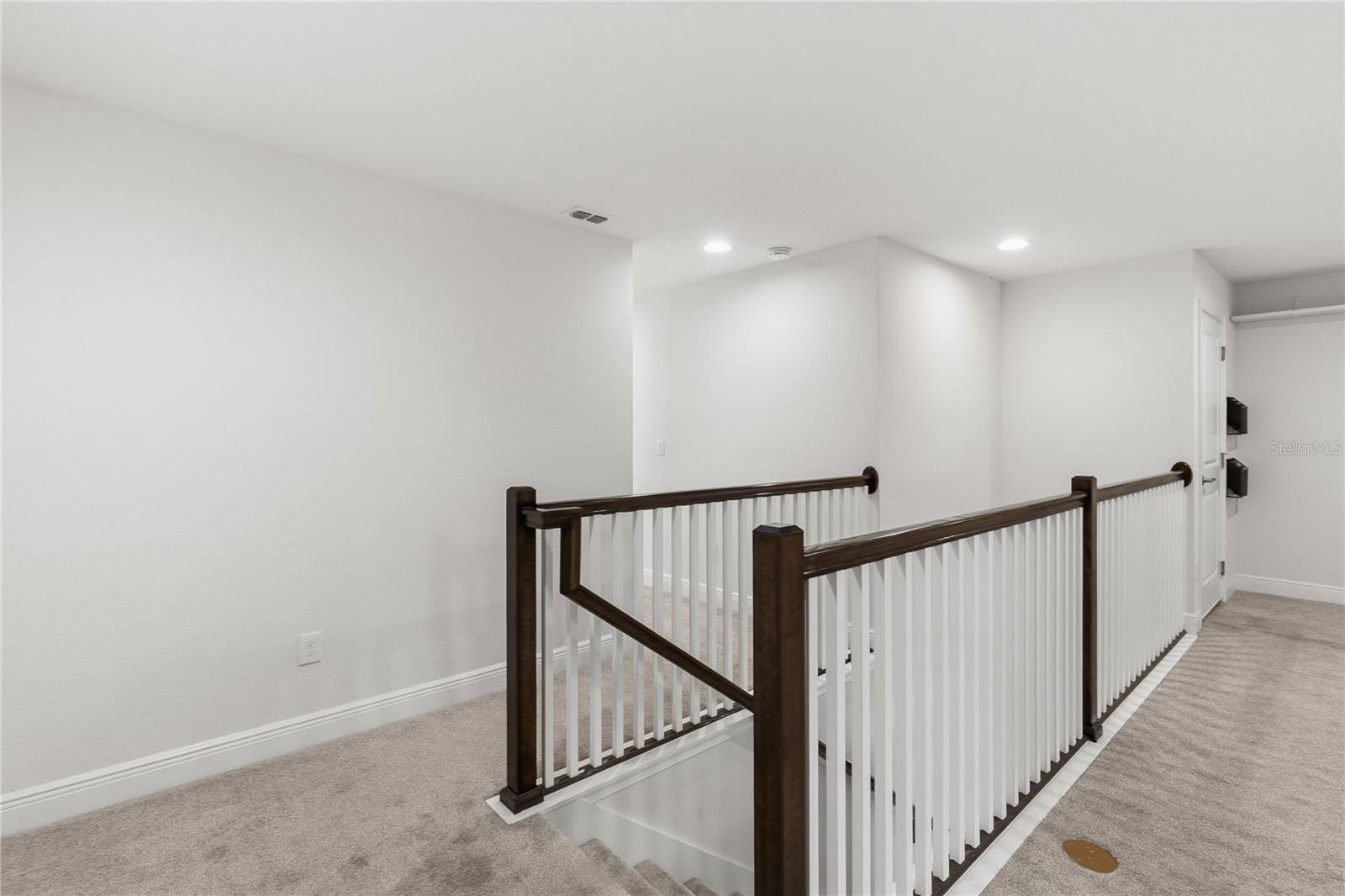 BAYSIDE TERRACE - Residential