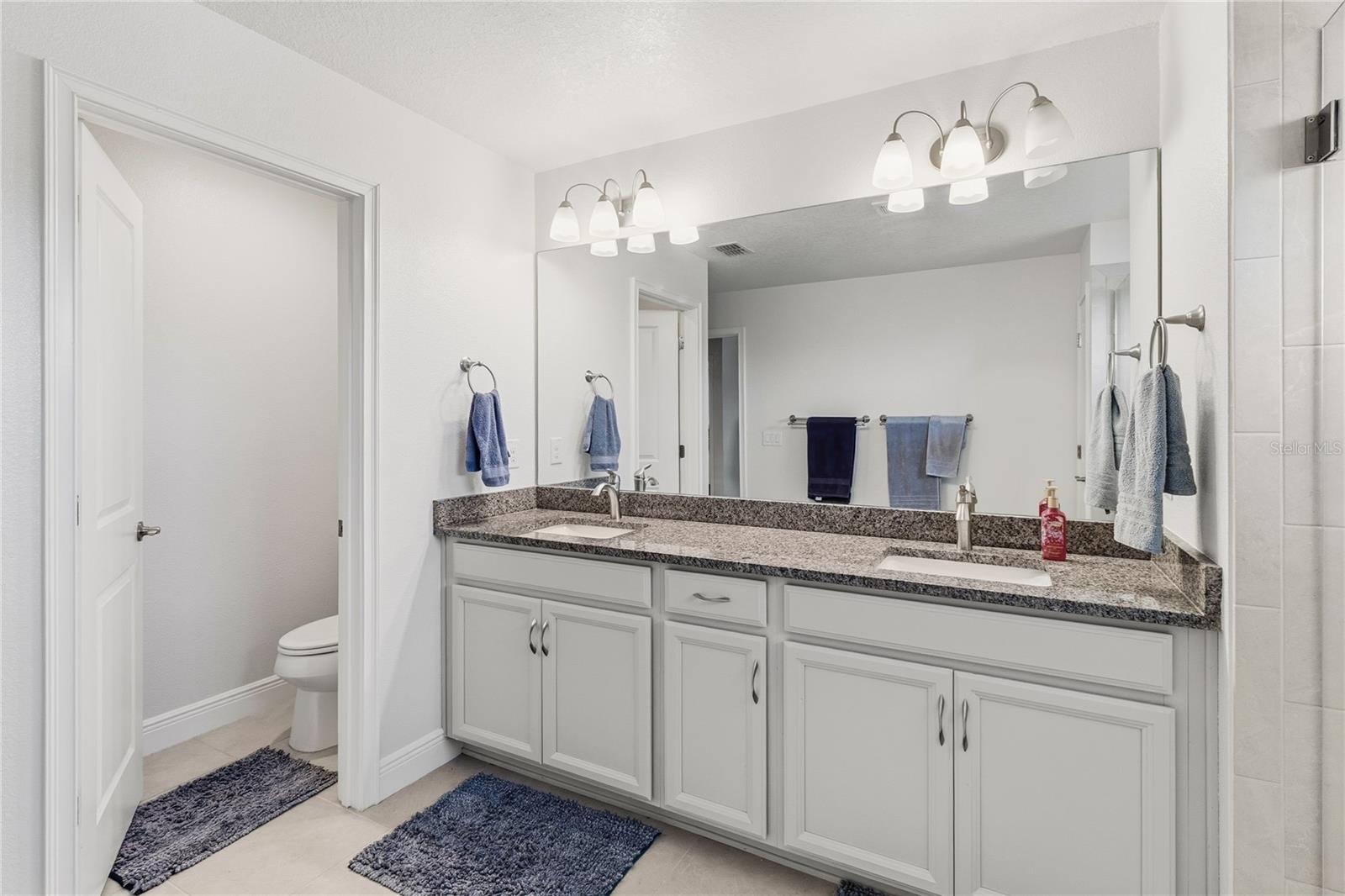 BAYSIDE TERRACE - Residential