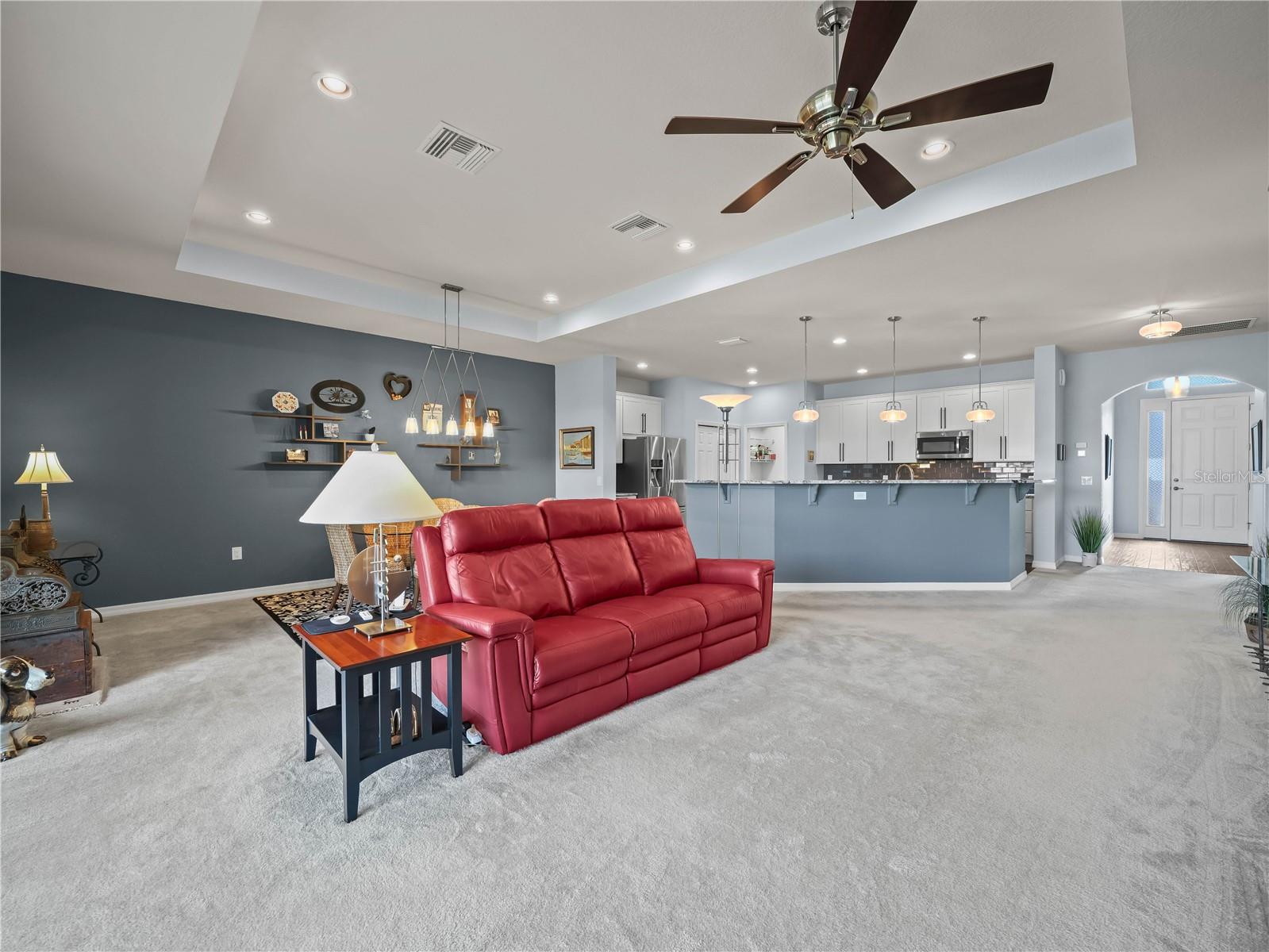 3829 LITCHFIELD LOOP