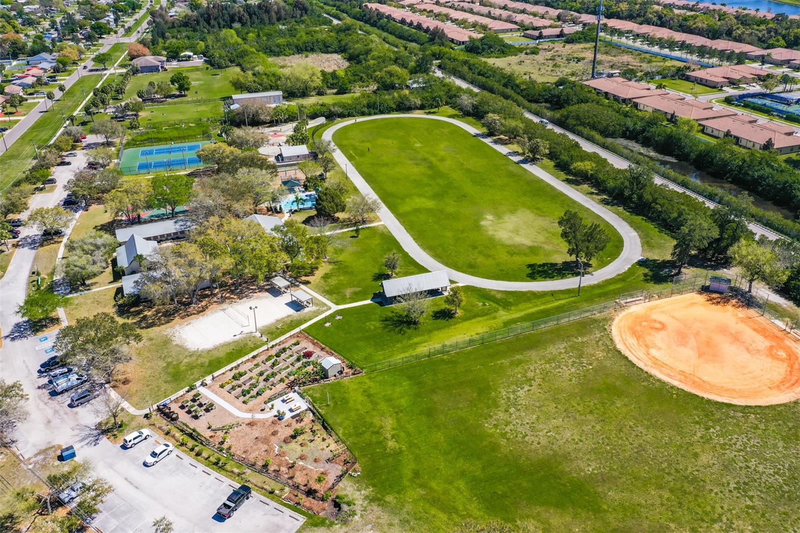 BAY CREST CONDO PH I - Residential Lease